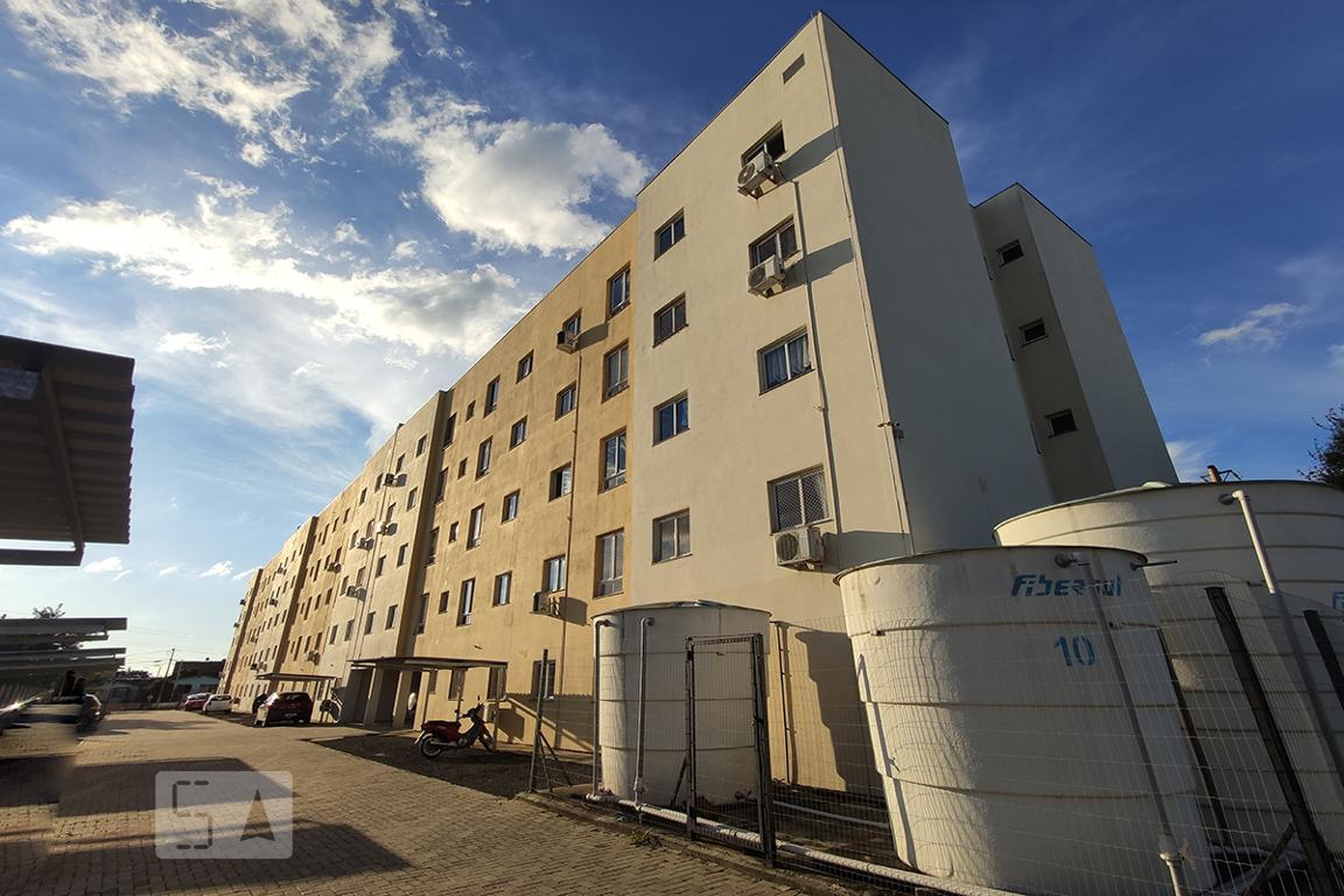Condomínio - Residencial Camaza Village