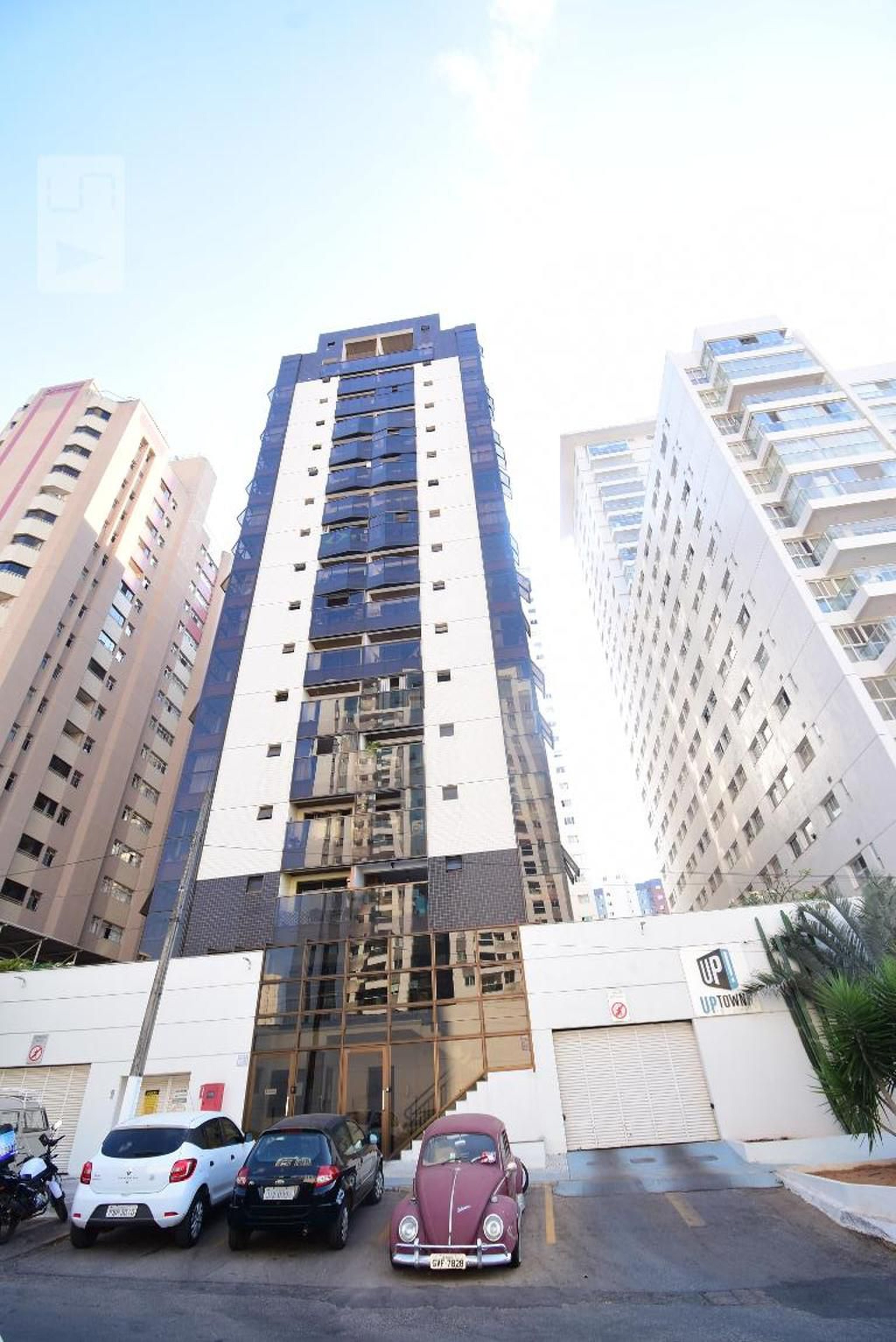 Fachada Condomínio UpTown Residence