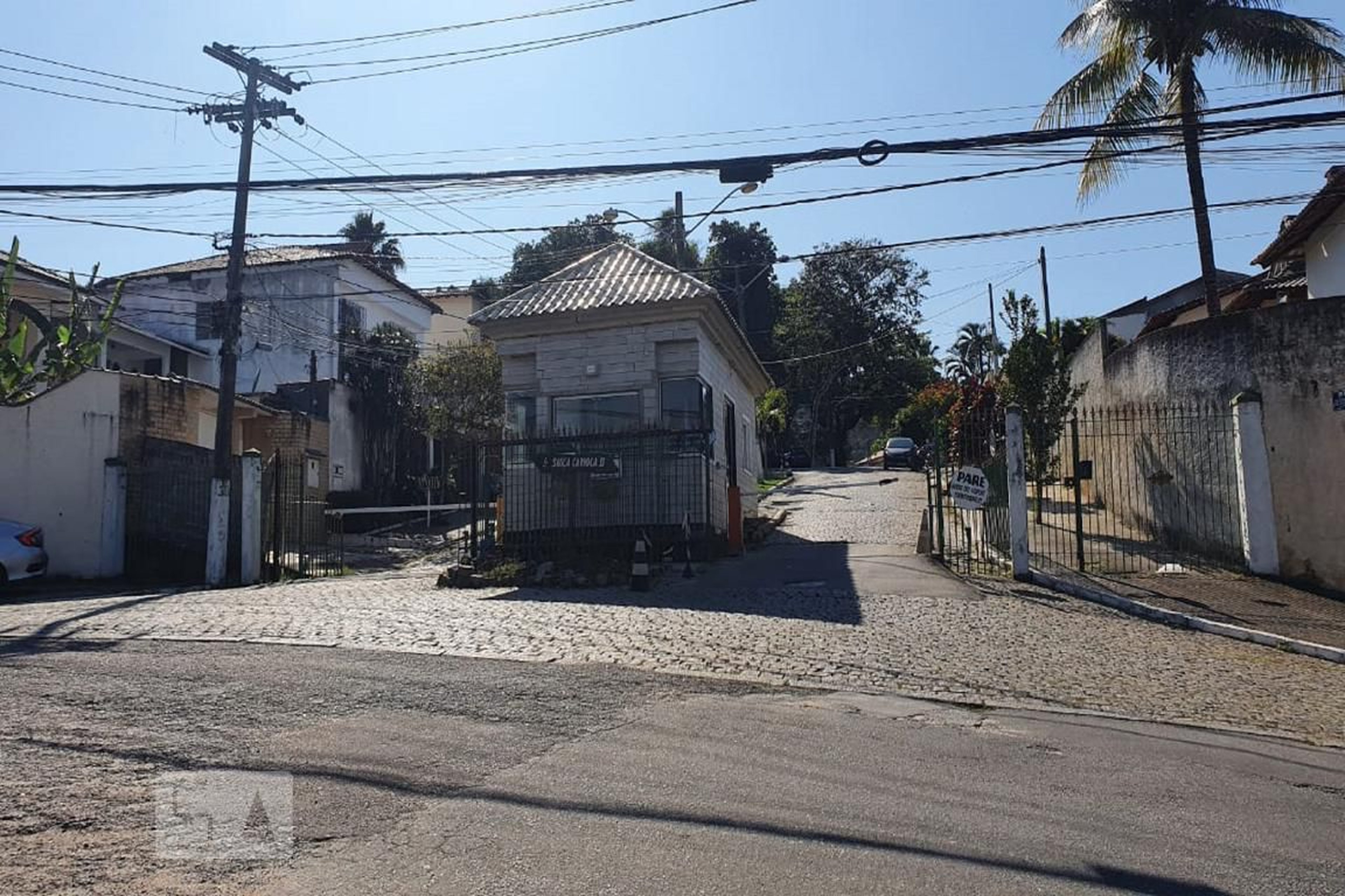 Fachada Condomínio em Rua Paulo Emílio Gomes, 554