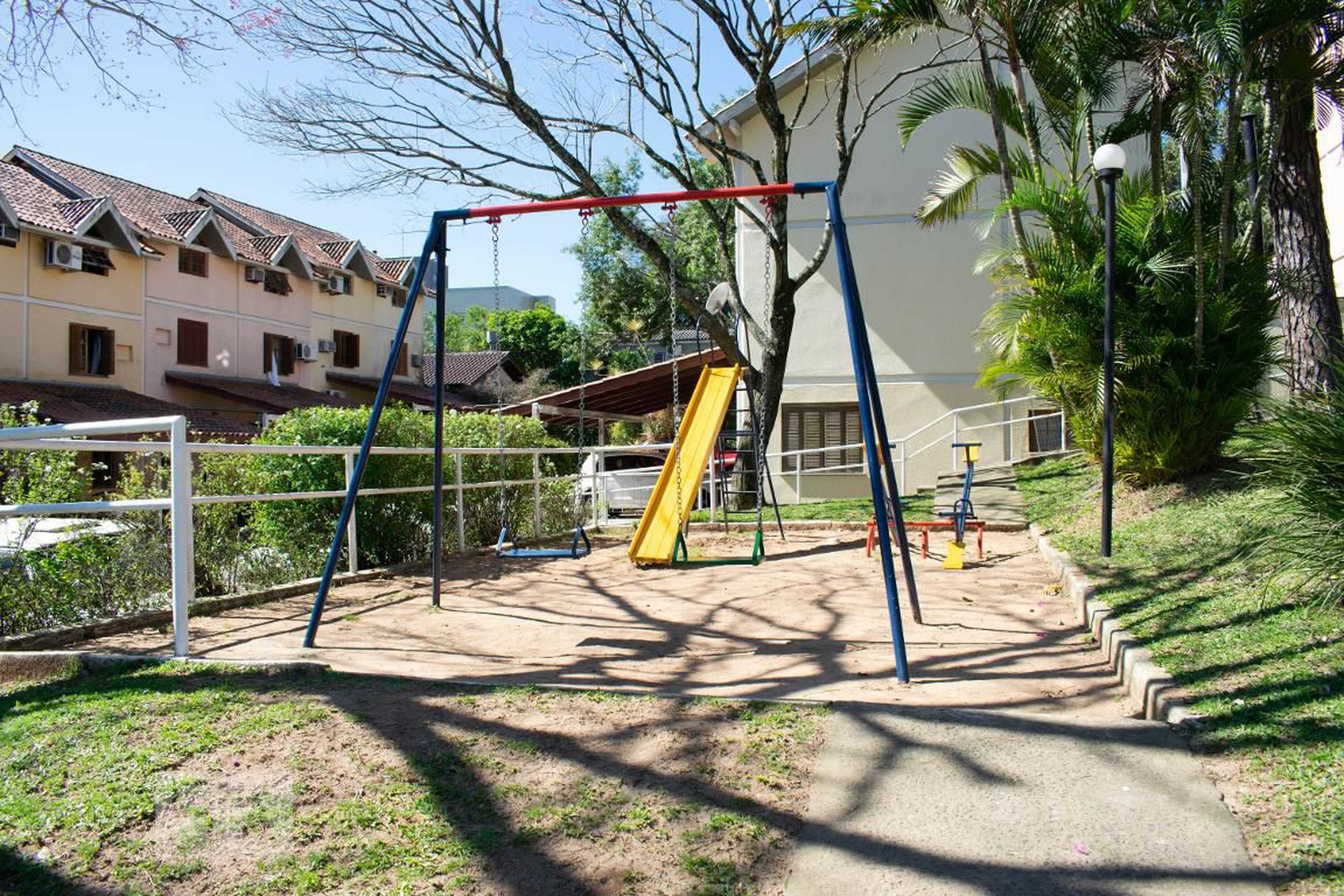 PlayGround - Caminhos do Sol