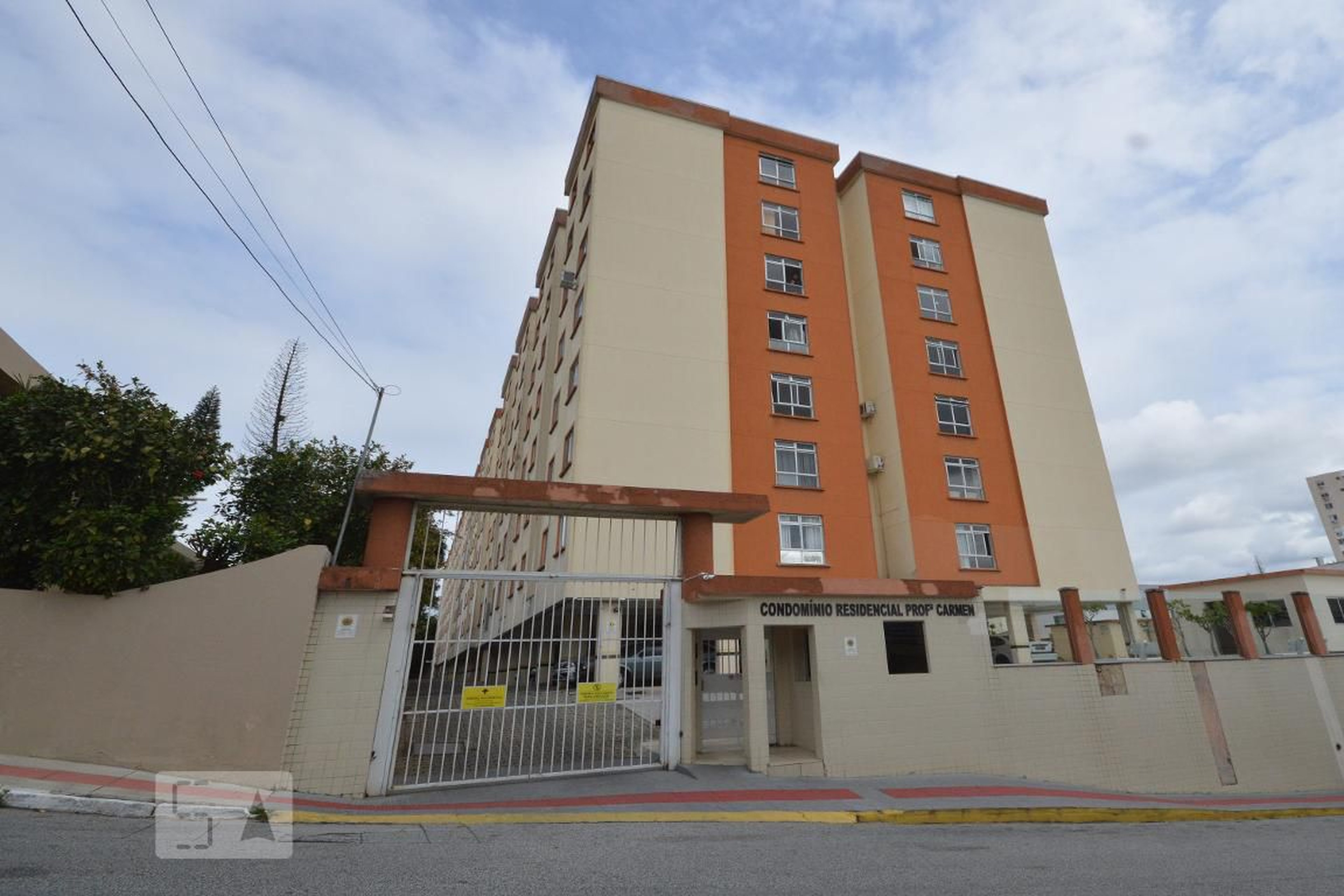 Fachada Condomínio Professora Carmem