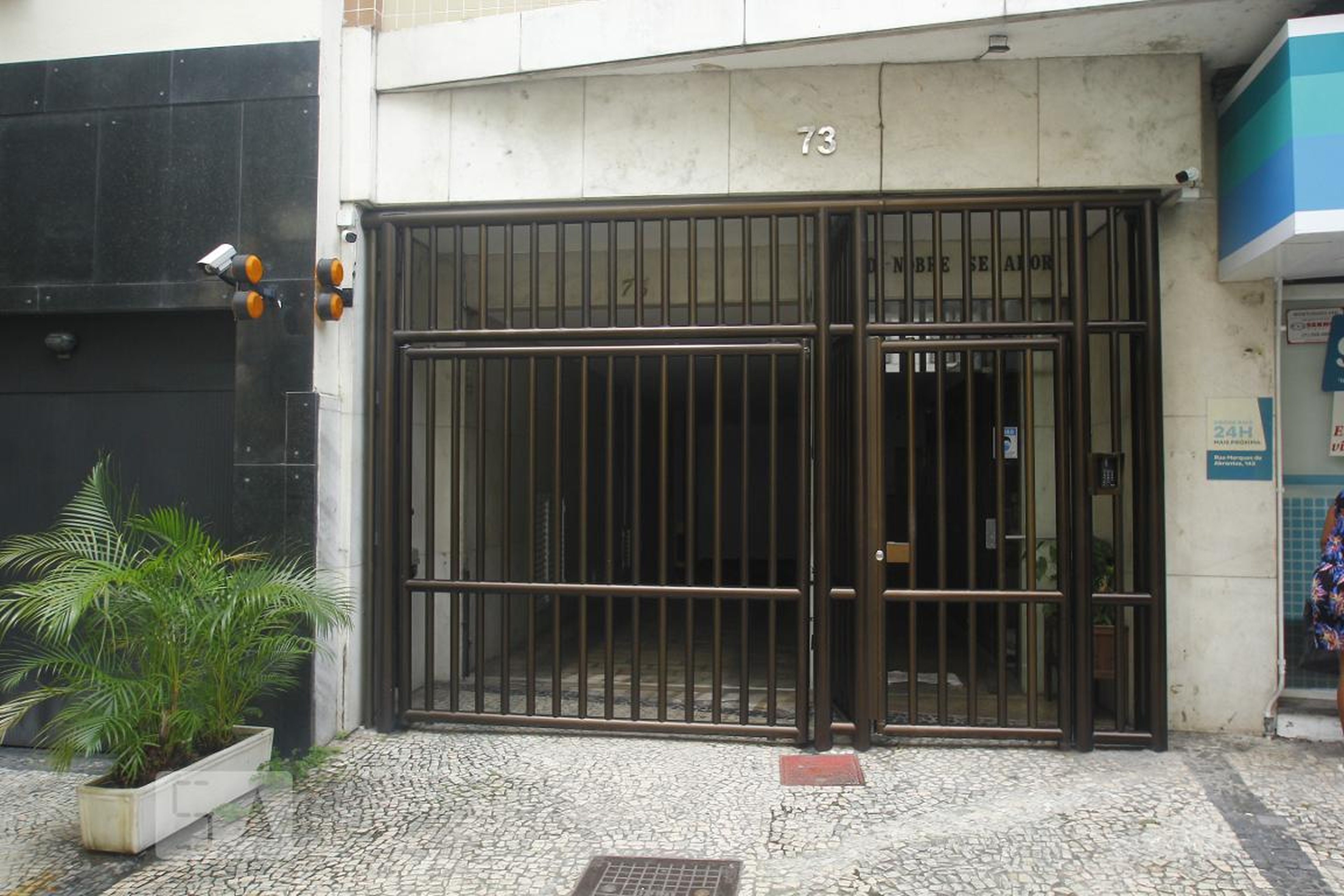 Entrada do Prédio - Edifício Nobre Senador