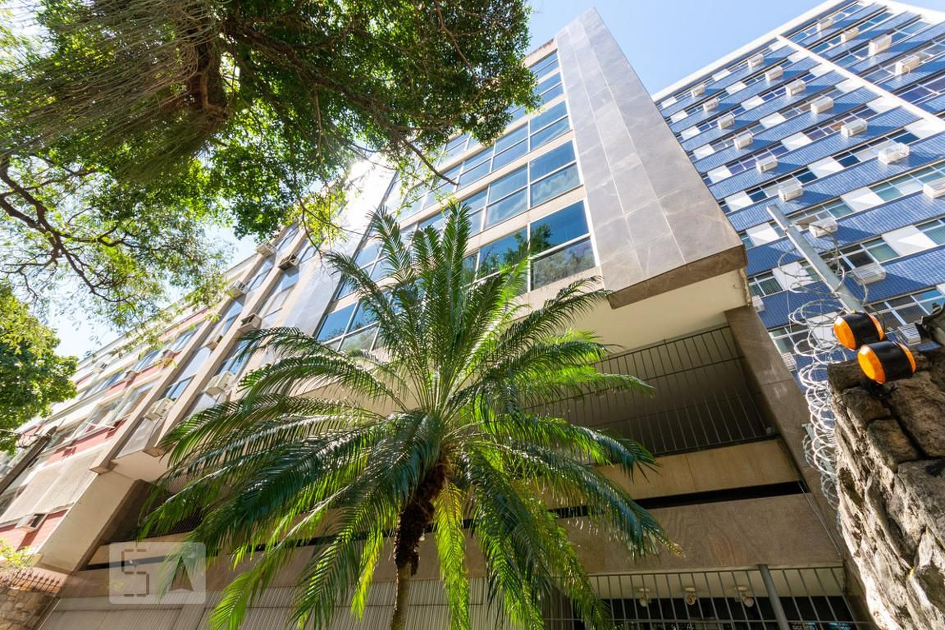 Fachada Condomínio Emeric Marcier