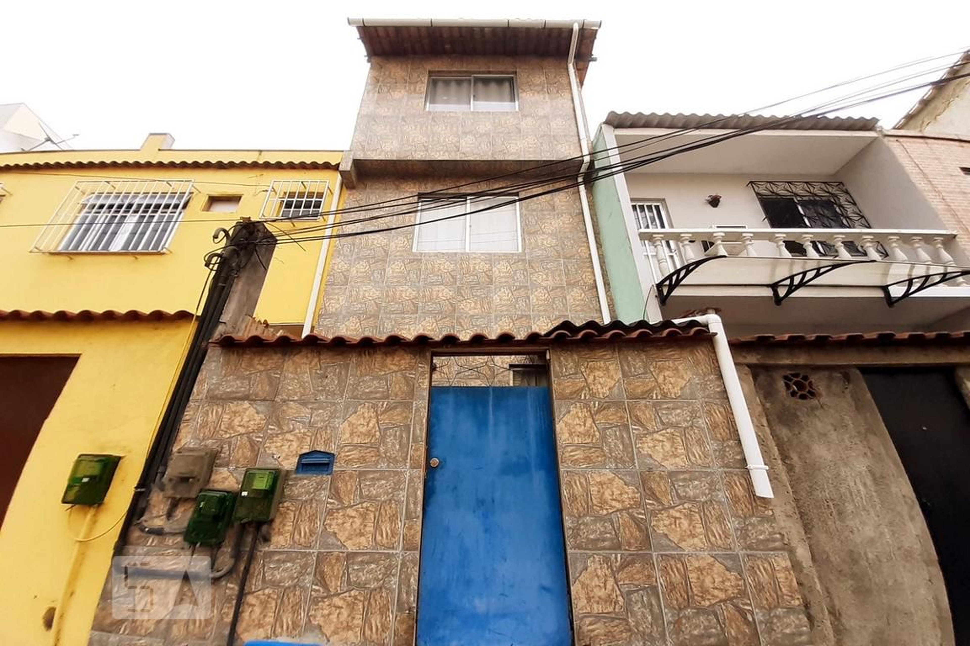 Fachada Condomínio em Rua Mendes de Aguiar, 253