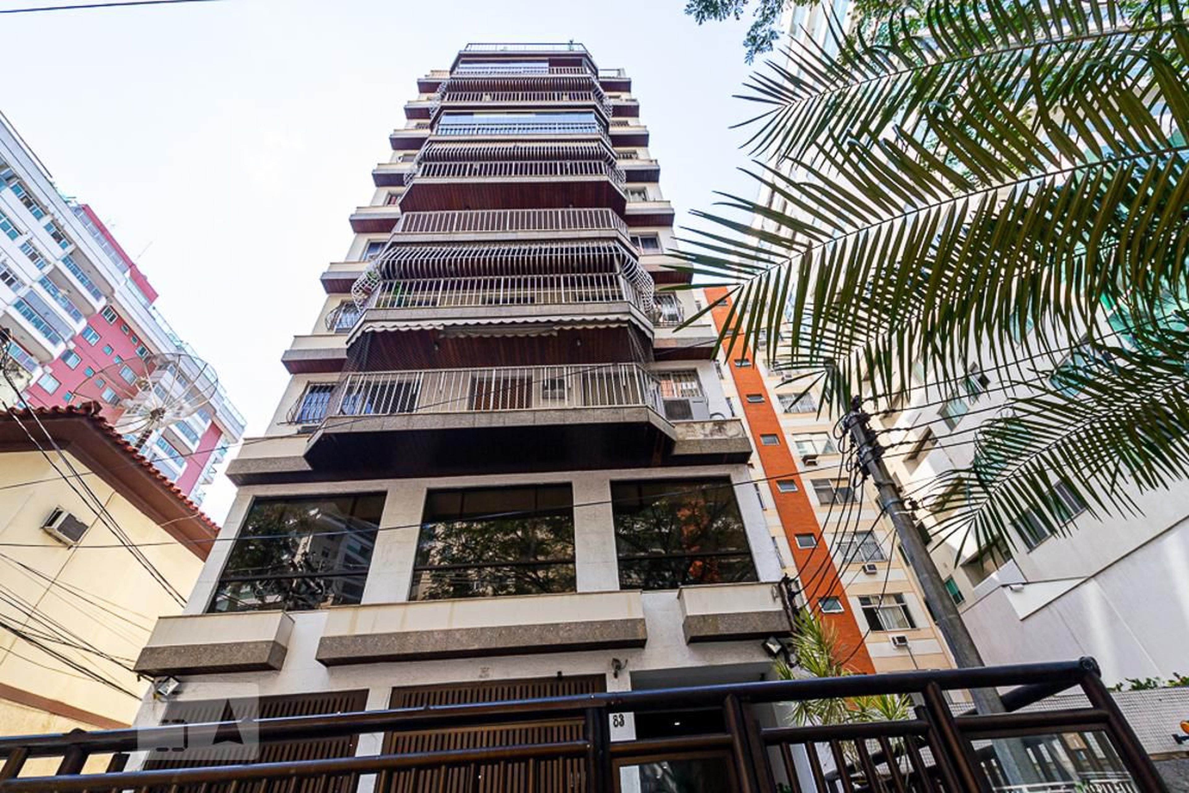 Fachada do Prédio Condomínio Luiz Peixoto