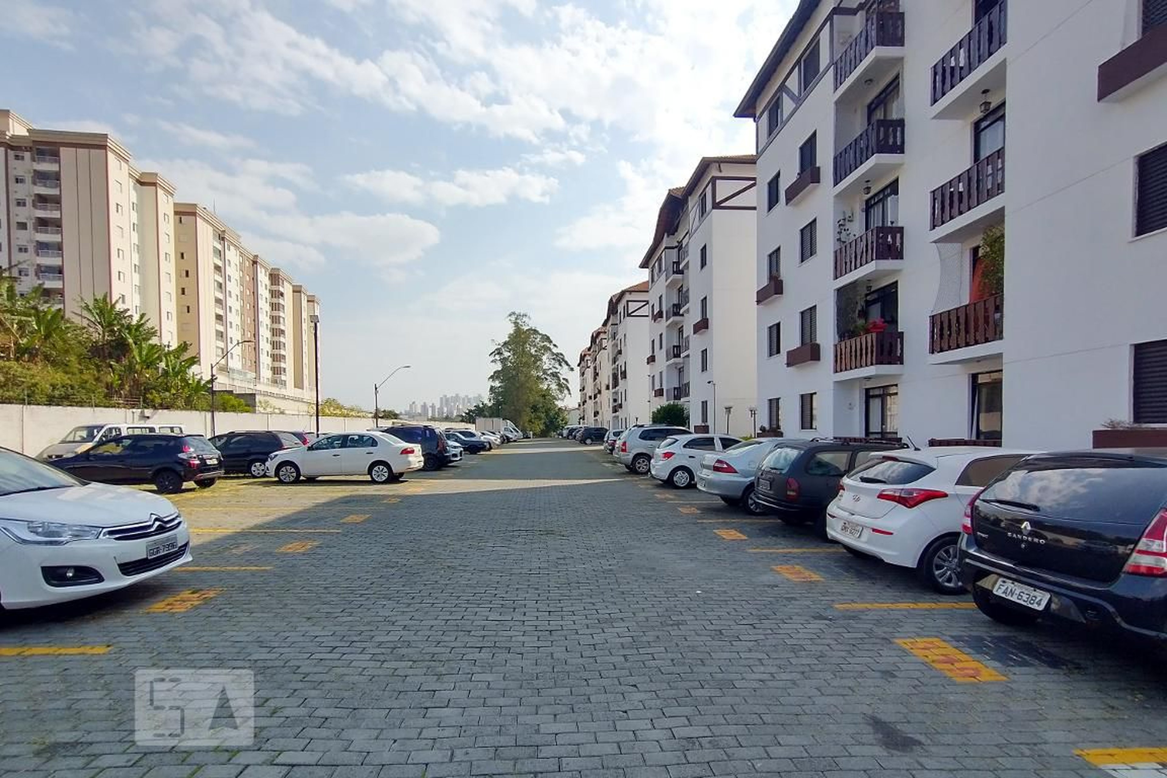 Estacionamento - Vila Suiça