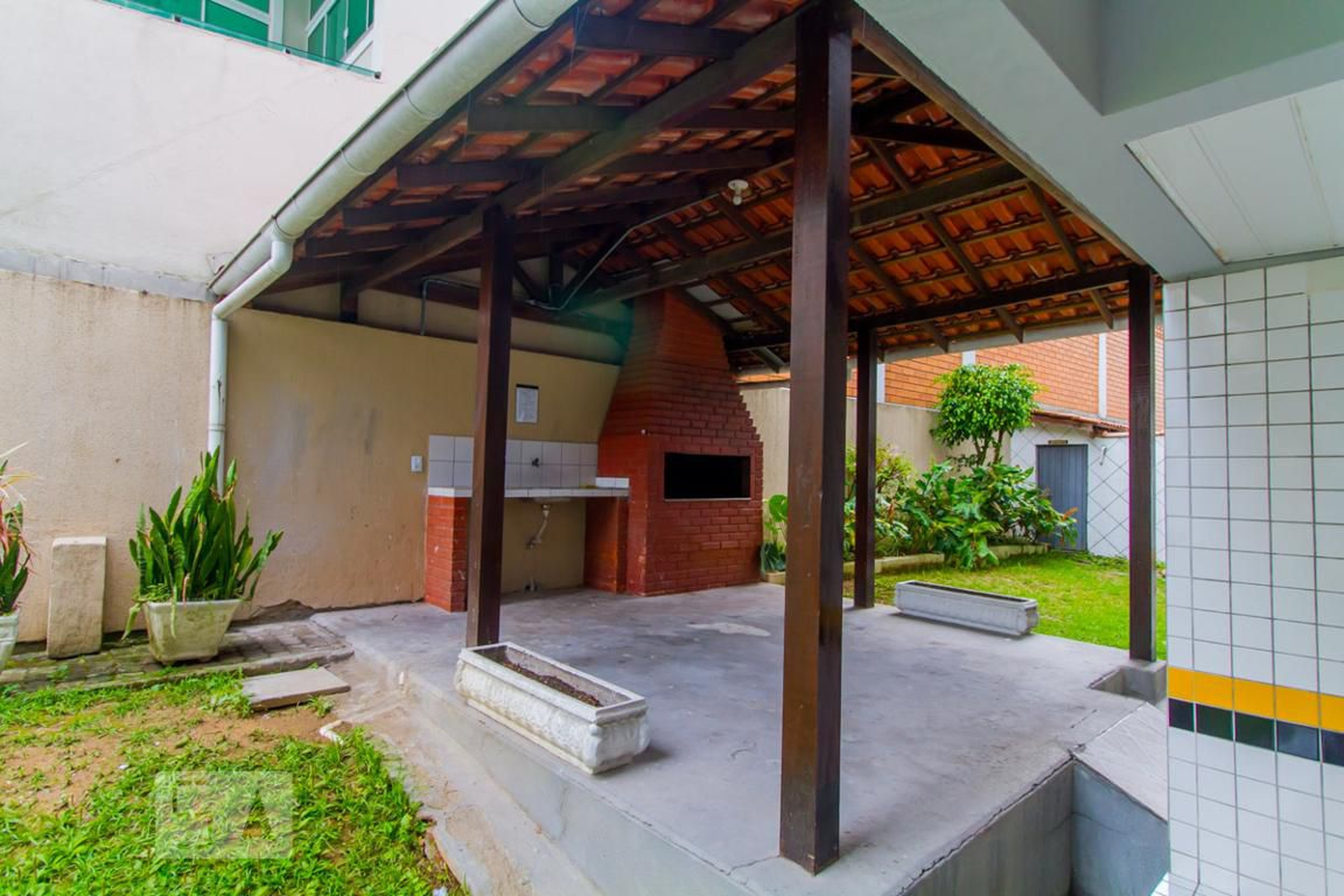 Churrasqueira - Residencial Douglas