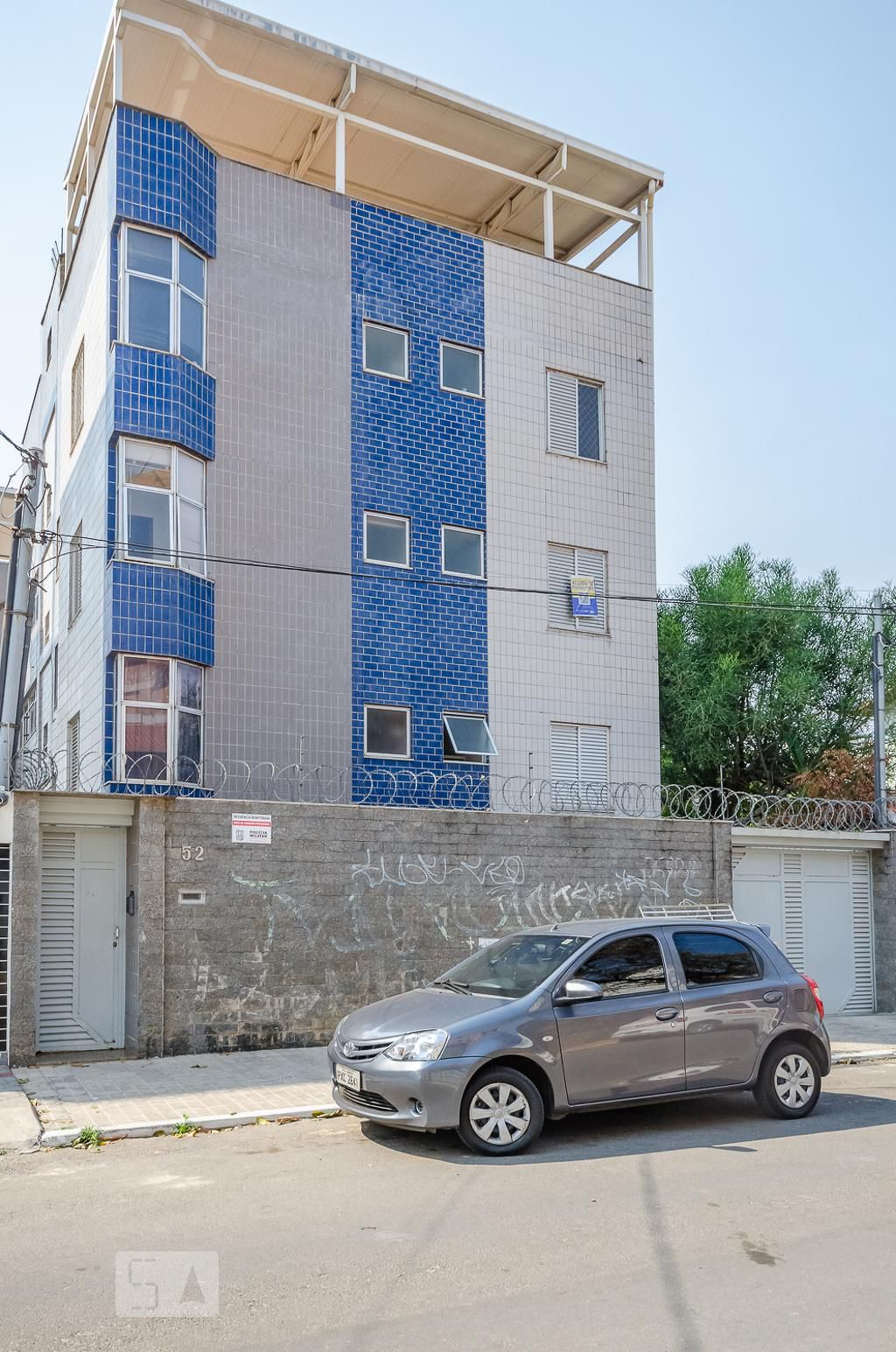 Fachada Condomínio em Rua Saturno, 52