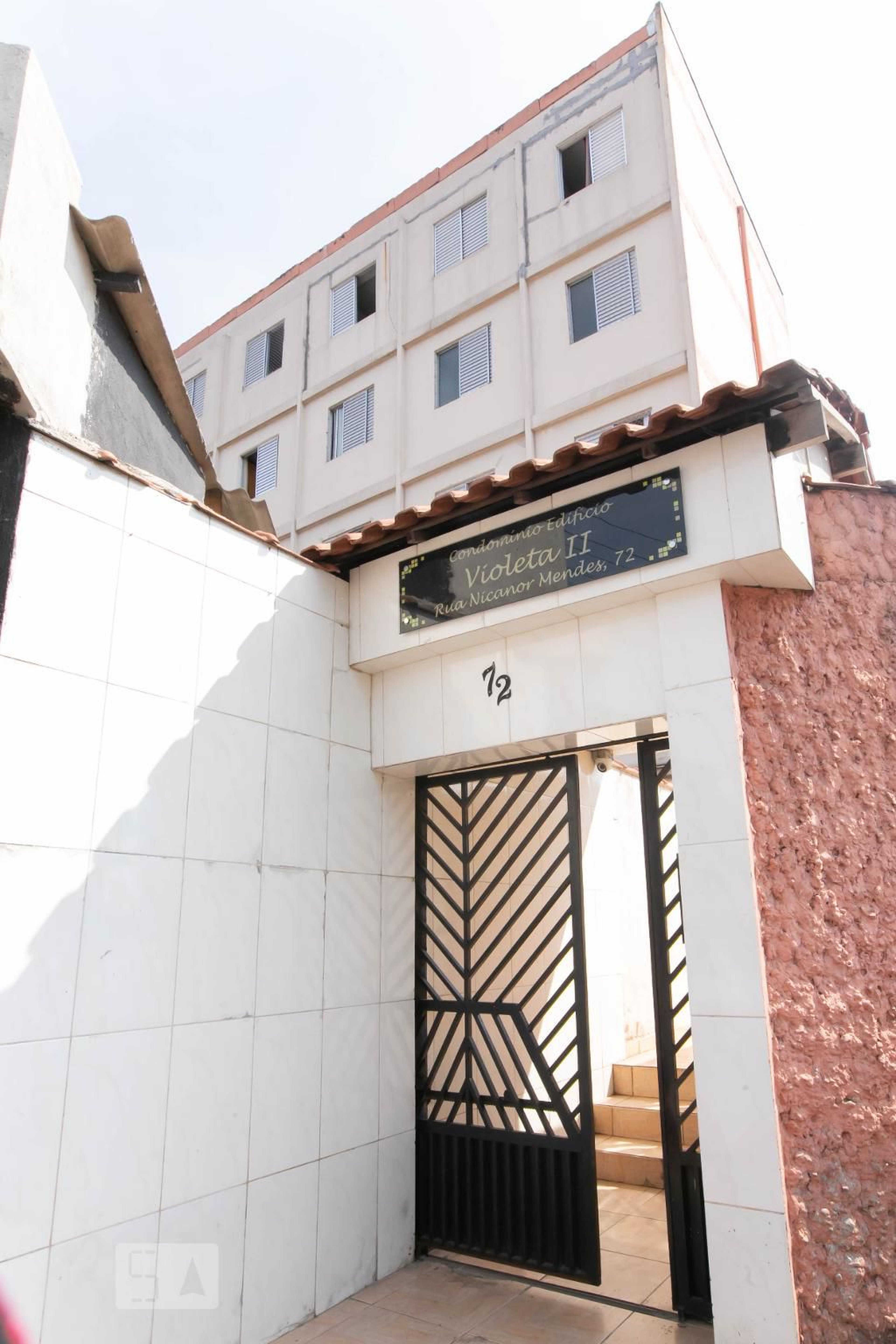 Fachada Condomínio Violeta 2