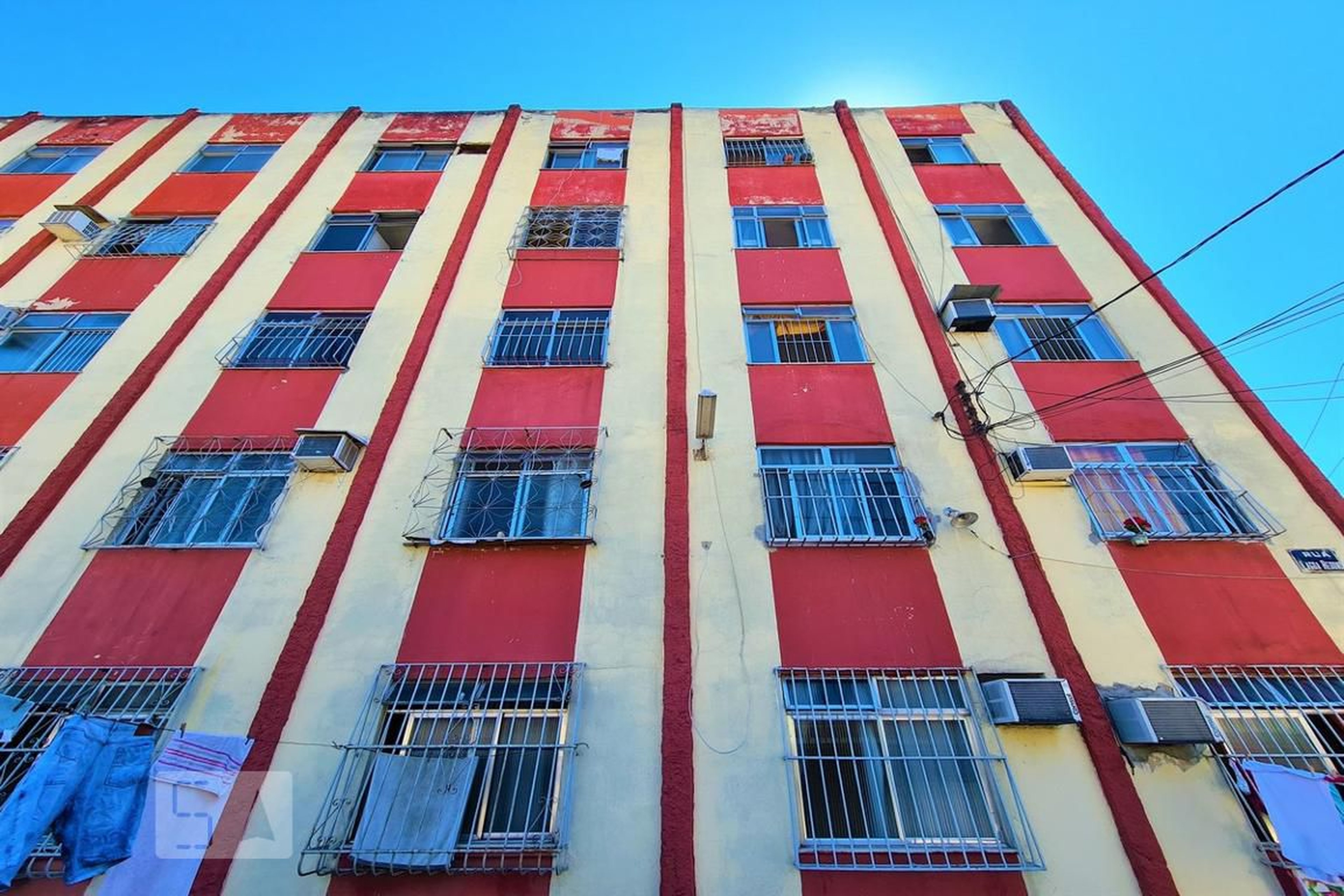 Fachada Condomínio em Rua Lago Verde, 124