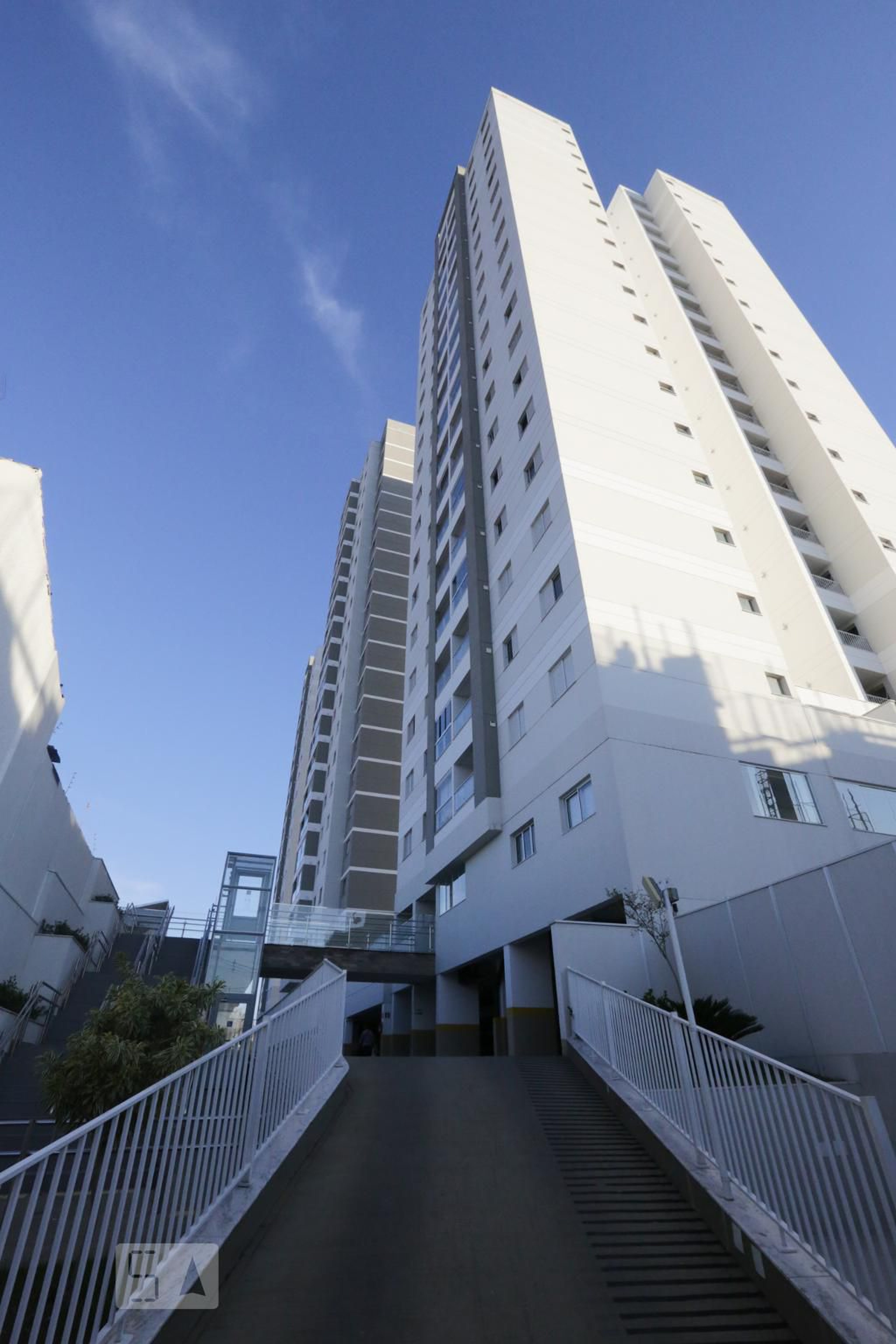 Fachada do Condomínio Condomínio La Vista Moncayo