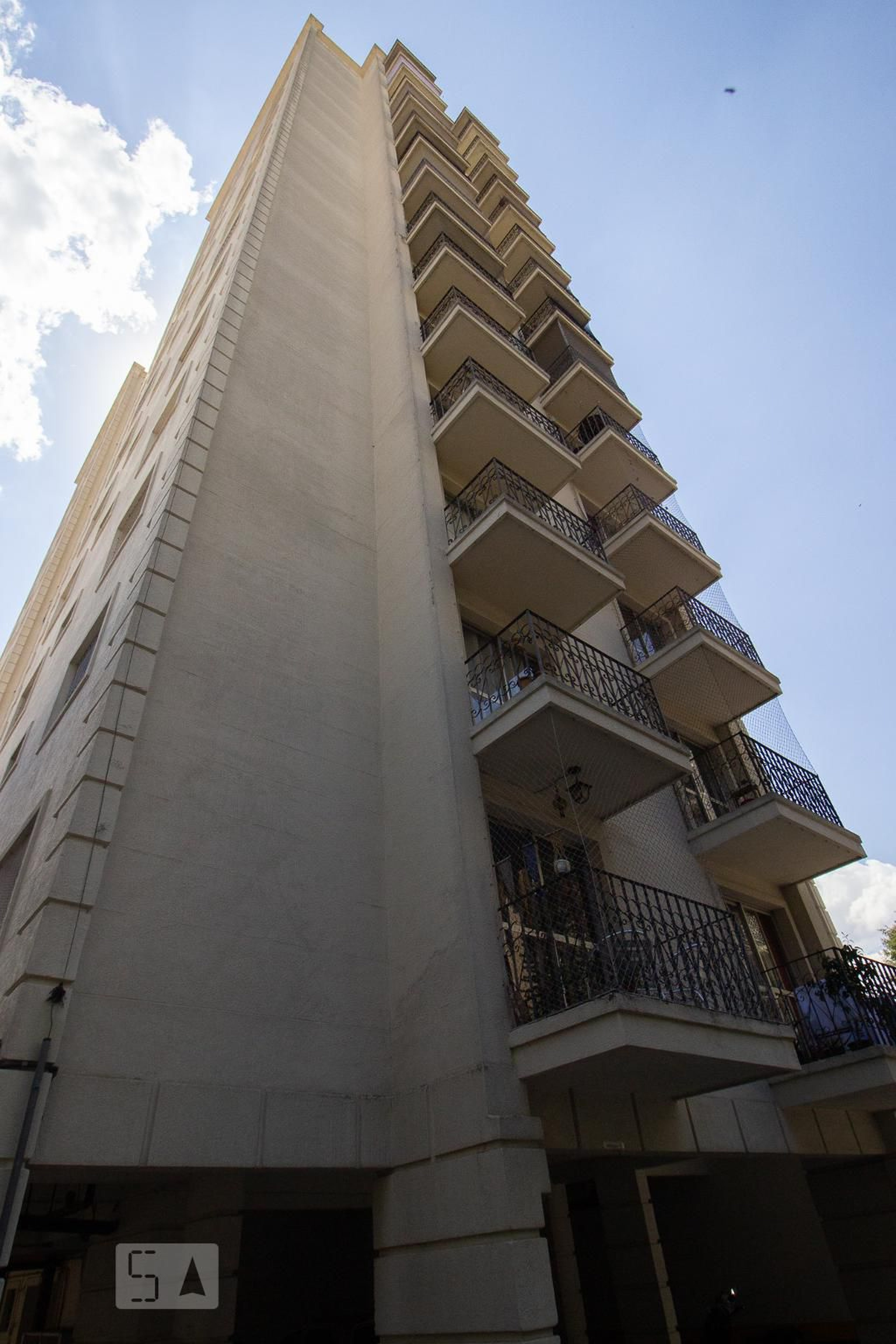 Fachada Condomínio em Rua Doutor Almeida Sampaio, 91