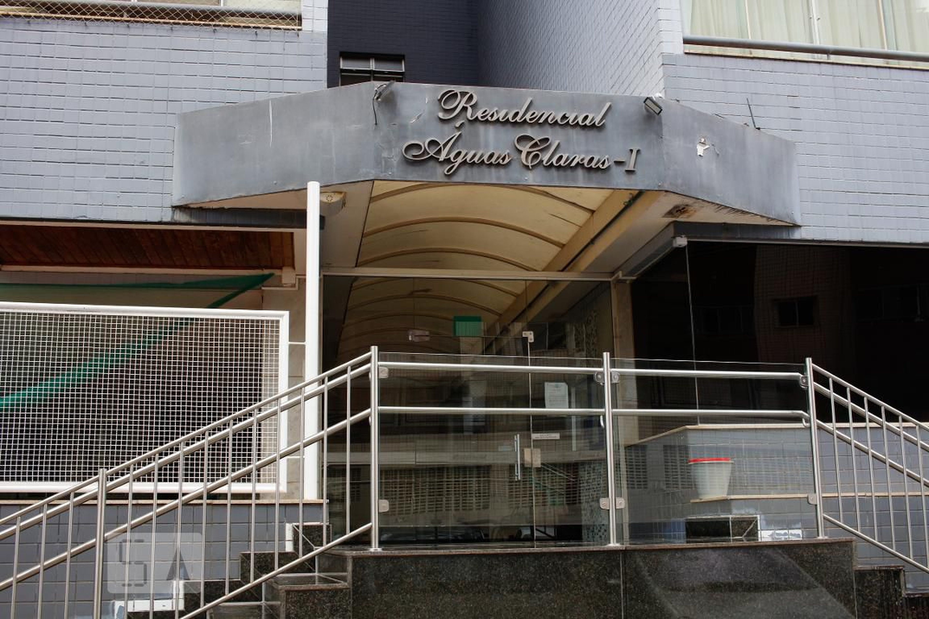 Fachada do Condomínio Residencial Aguas Claras 1