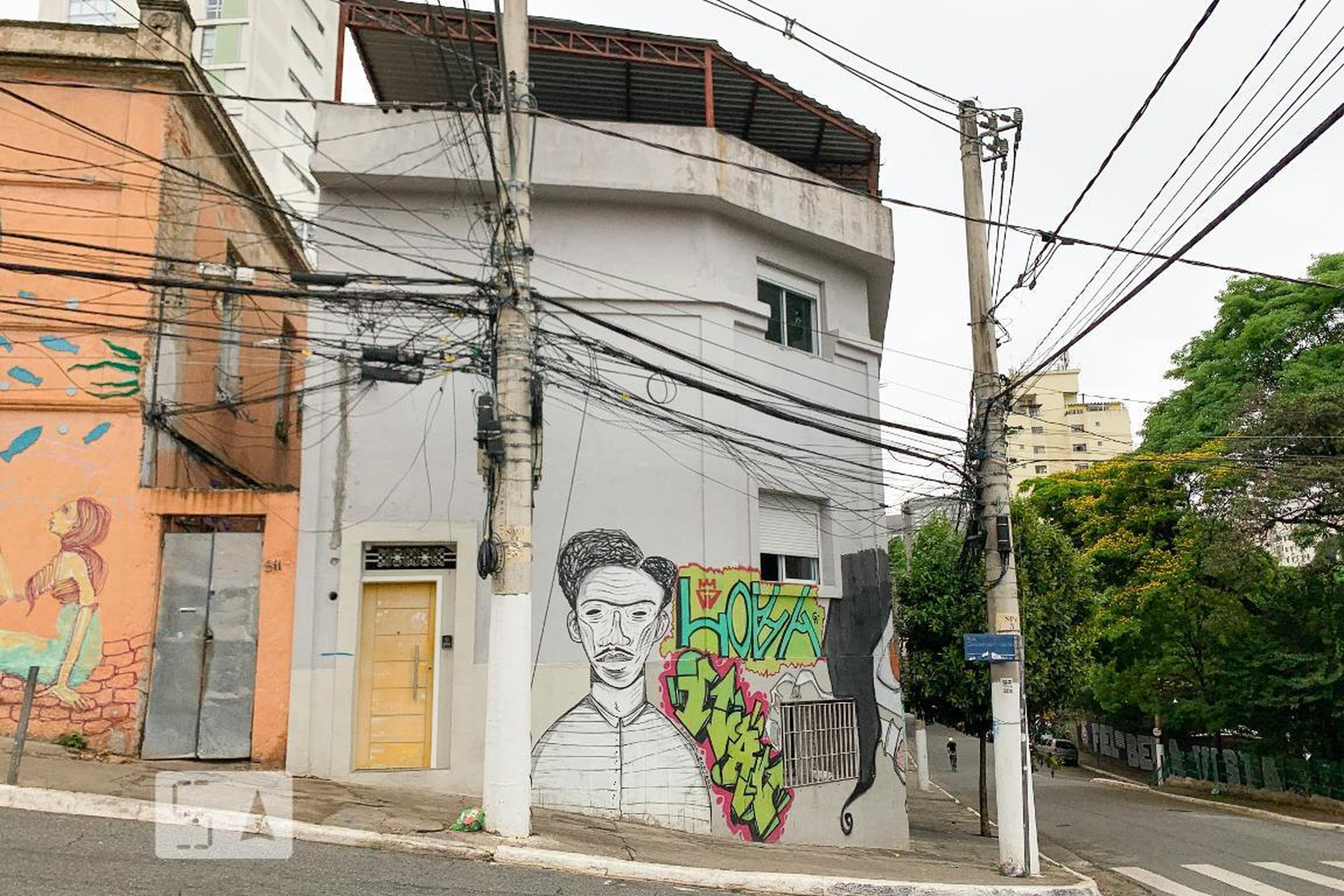 Fachada Condomínio em Rua Conselheiro Carrão, 613