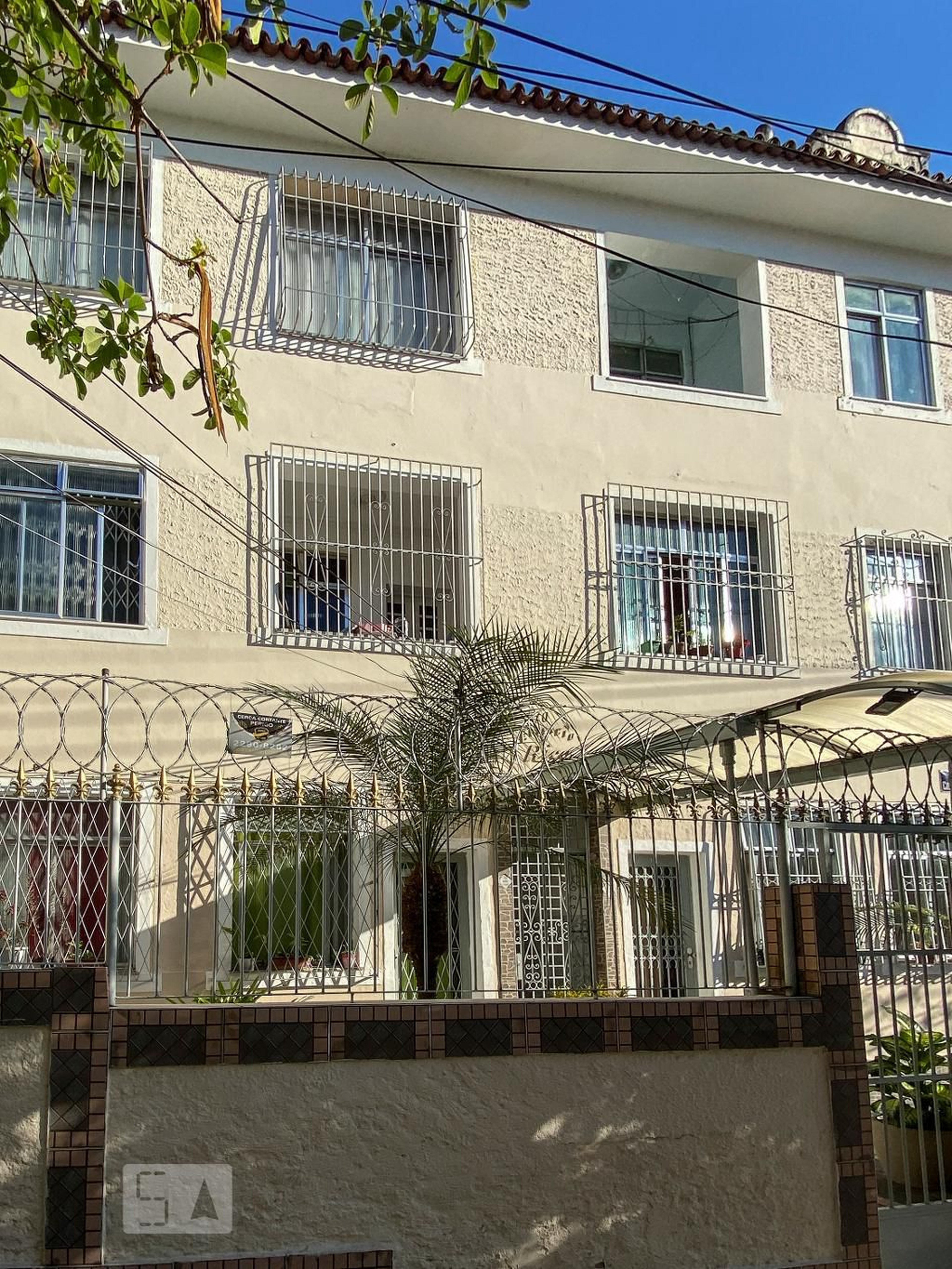 Fachada Condomínio em Rua Cônego Tobias, 70