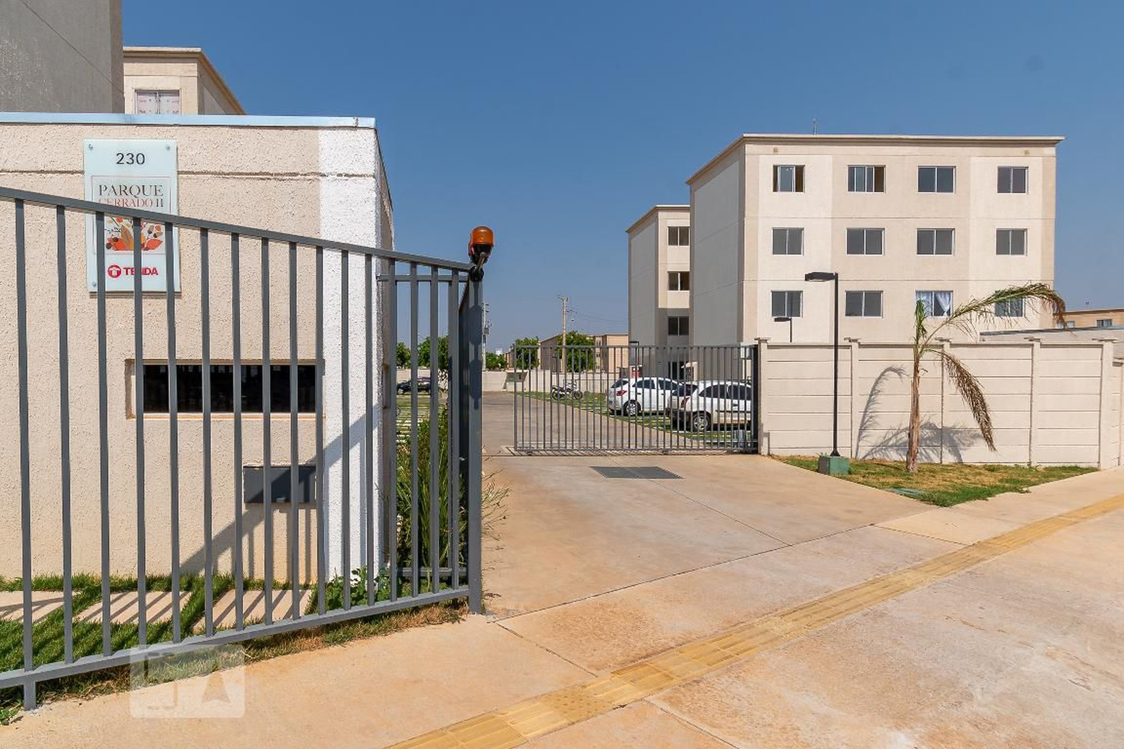 Fachada Residencial Parque Cerrado Dois