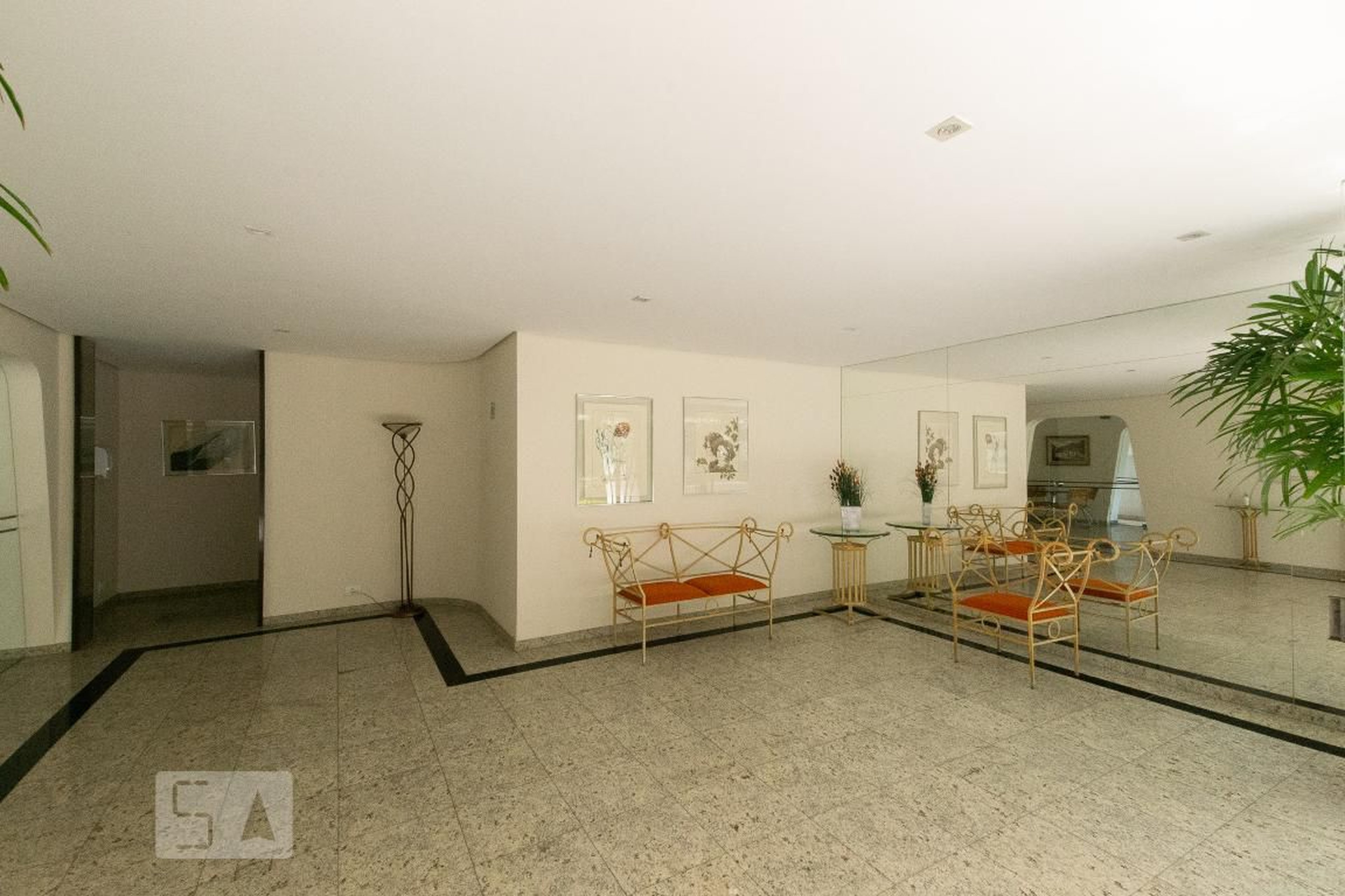 Hall - Edifício Luciana