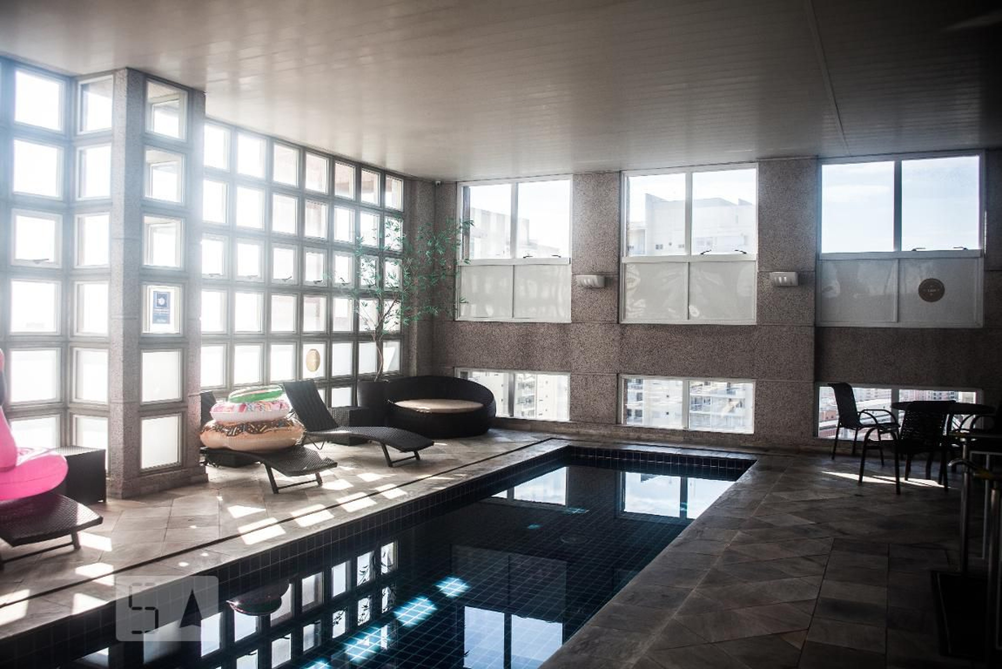 Piscina Coberta - Central Towers