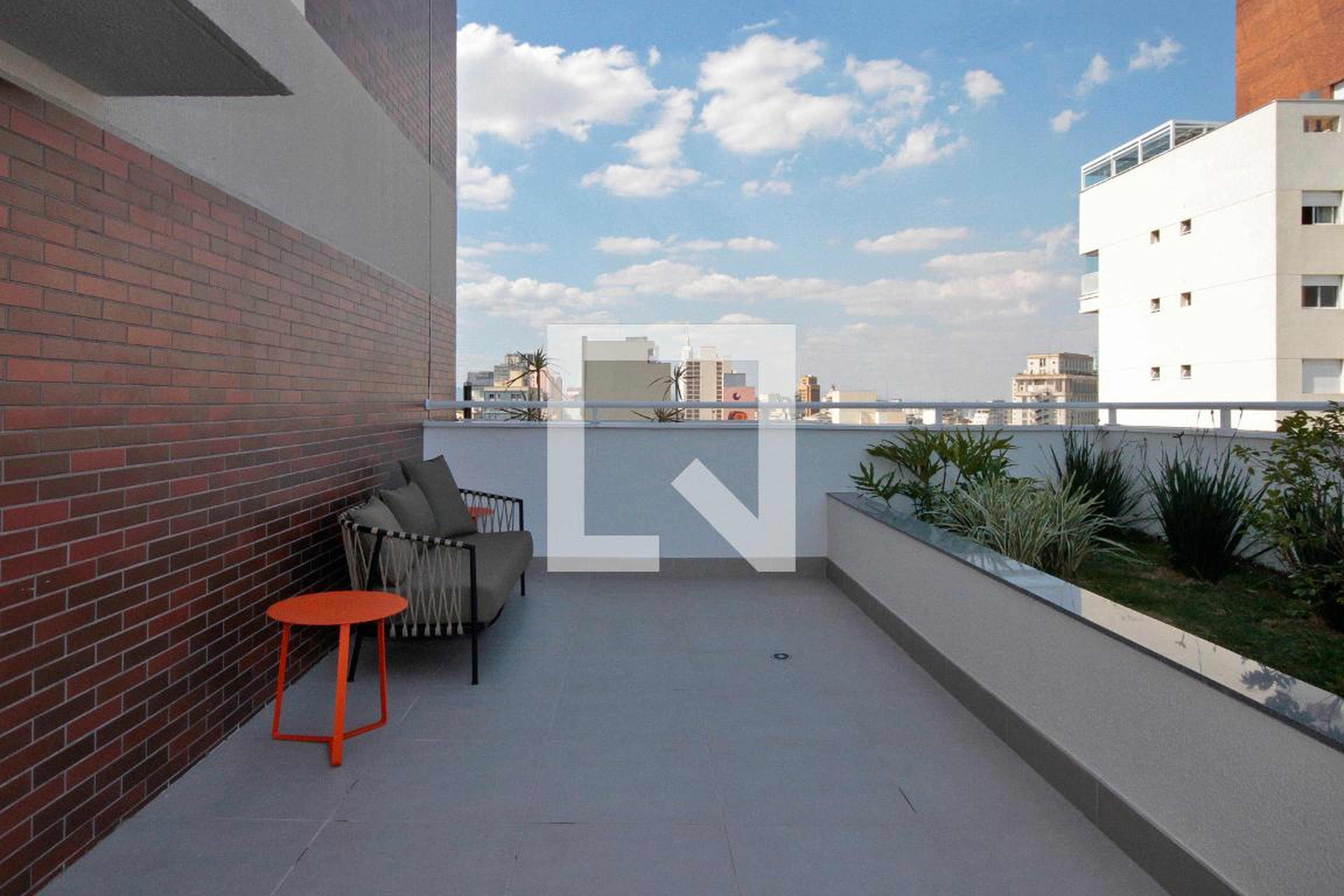Area Comum - Esquina Paulicéia