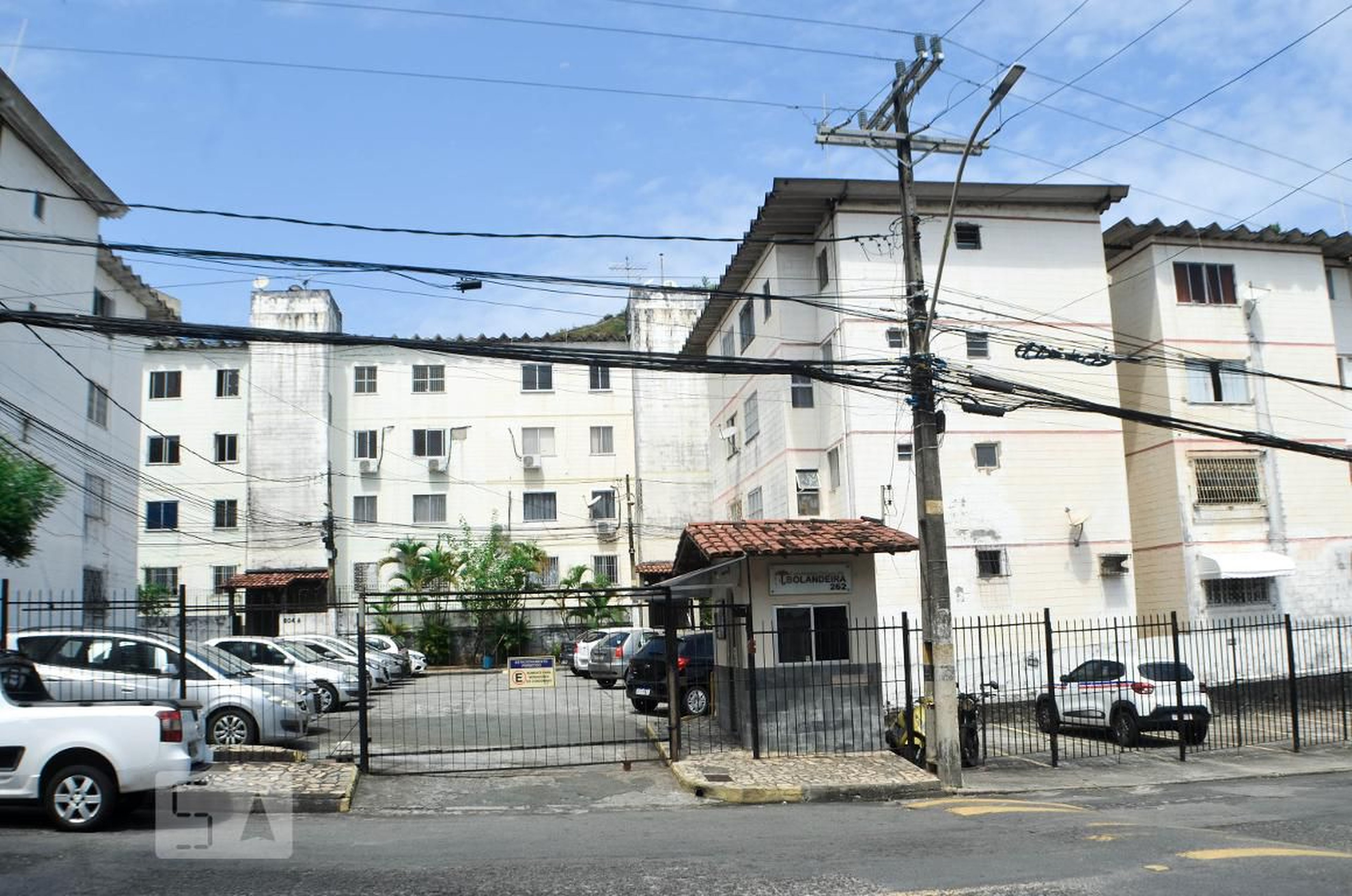 Fachada do Condomínio Condomínio Parque Bolandeira