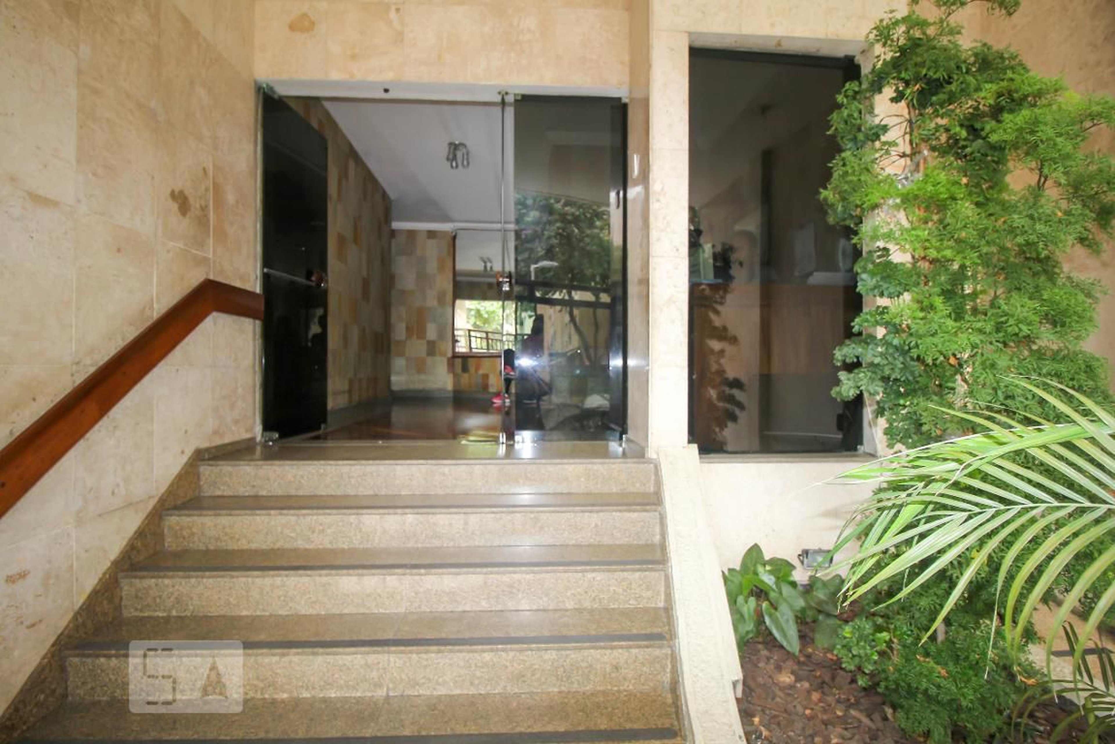 Entrada do Prédio - ED. Central Park