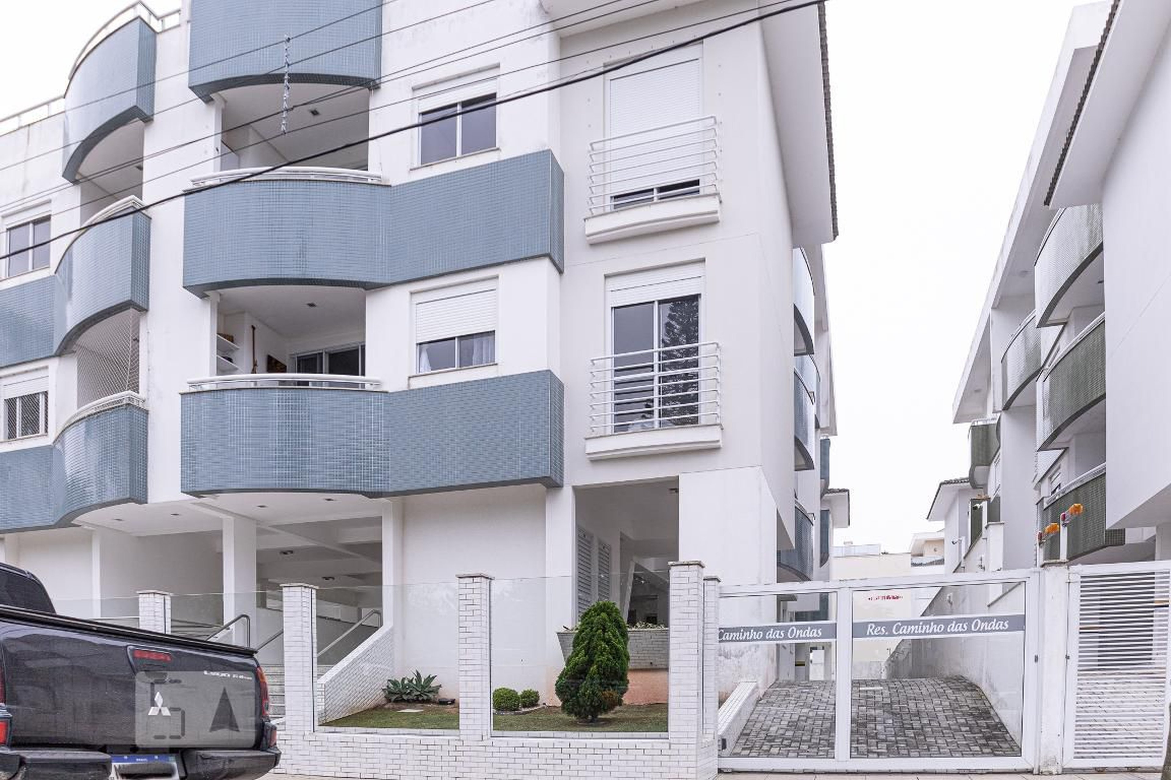 Fachada Condomínio em Rua Abel Álvares Cabral Júnior, 676