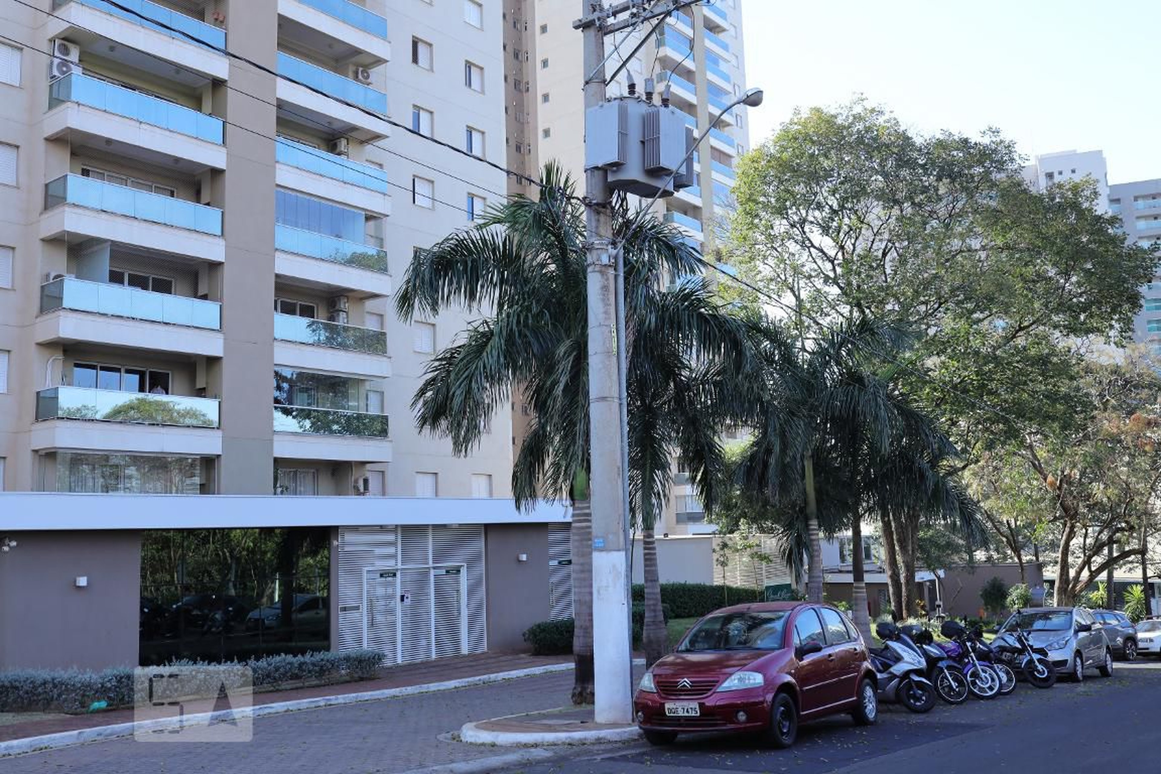 Fachada Condomínio Grand Raya