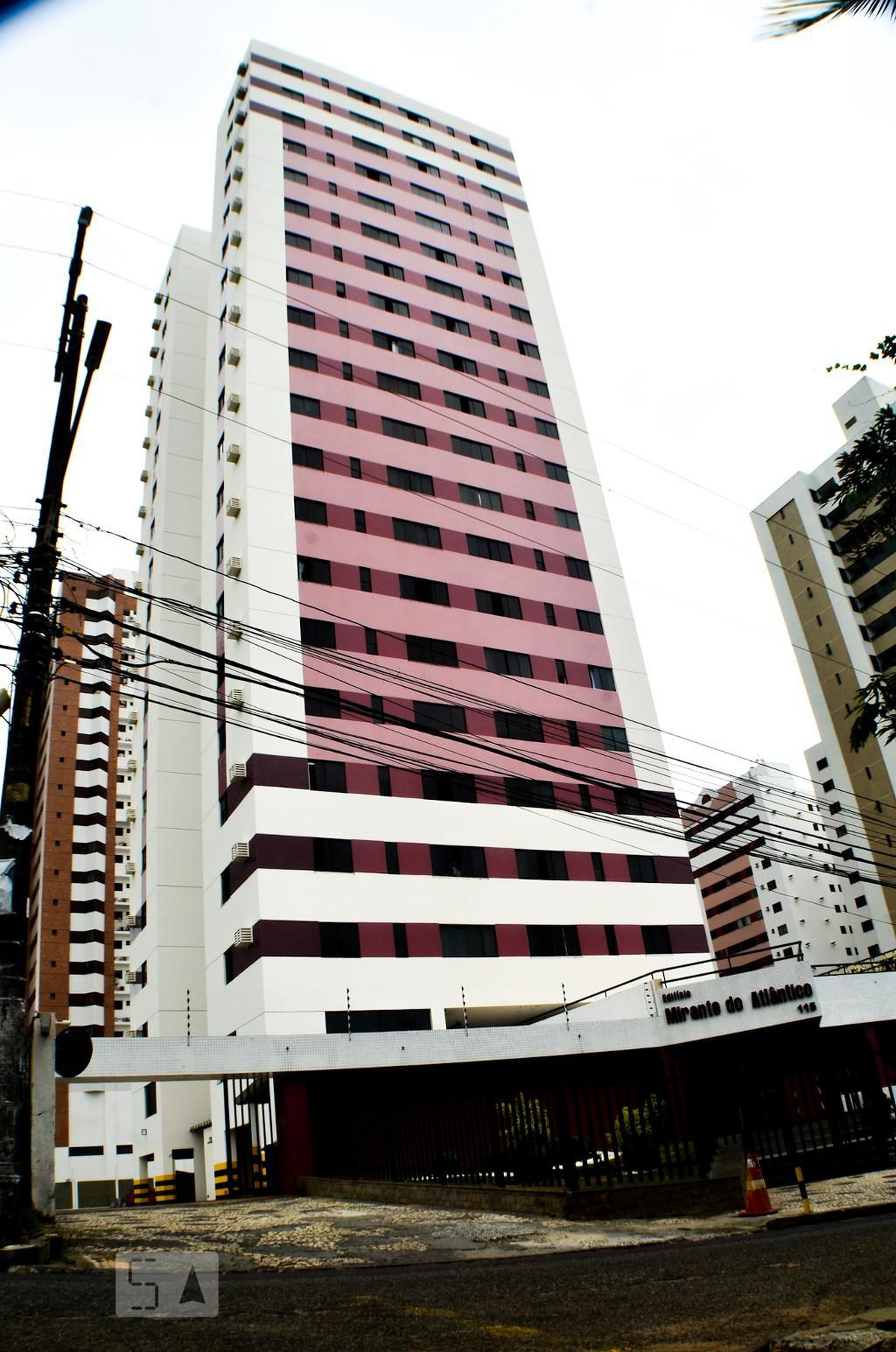 Fachada Edifício Mirante do Atlântico