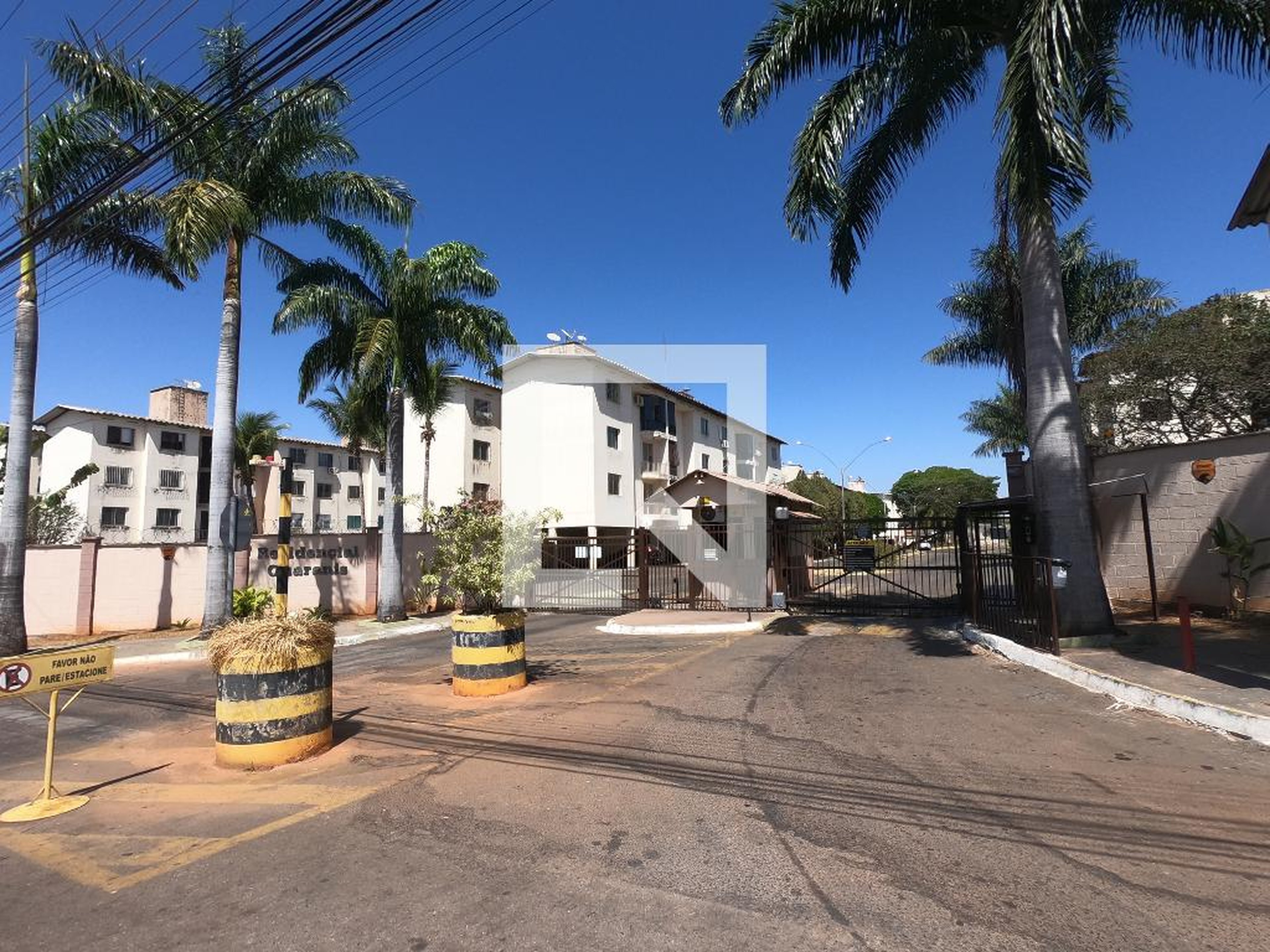 Fachada Residencial Guaranis