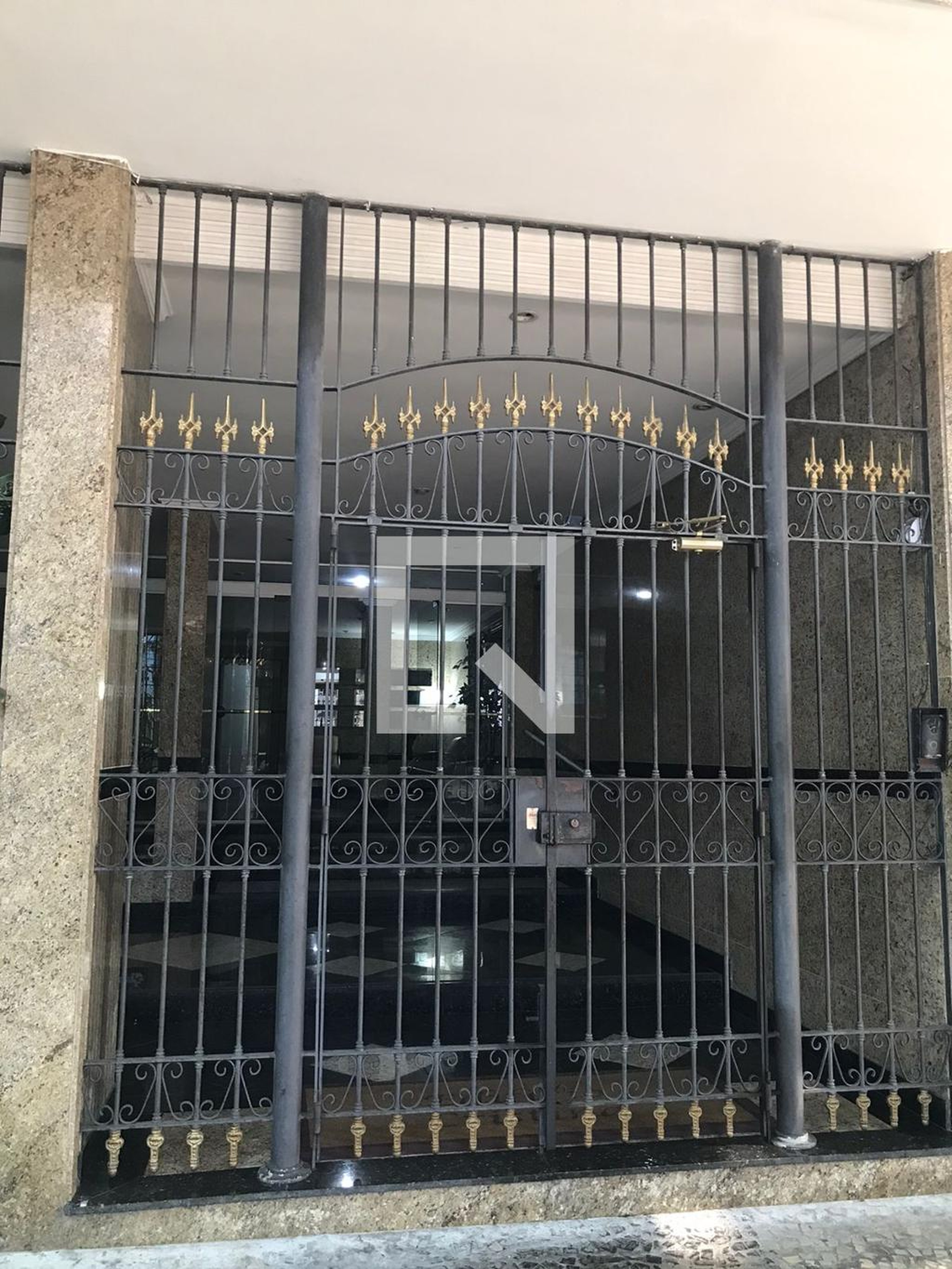 Fachada do Prédio Edifício Cristina