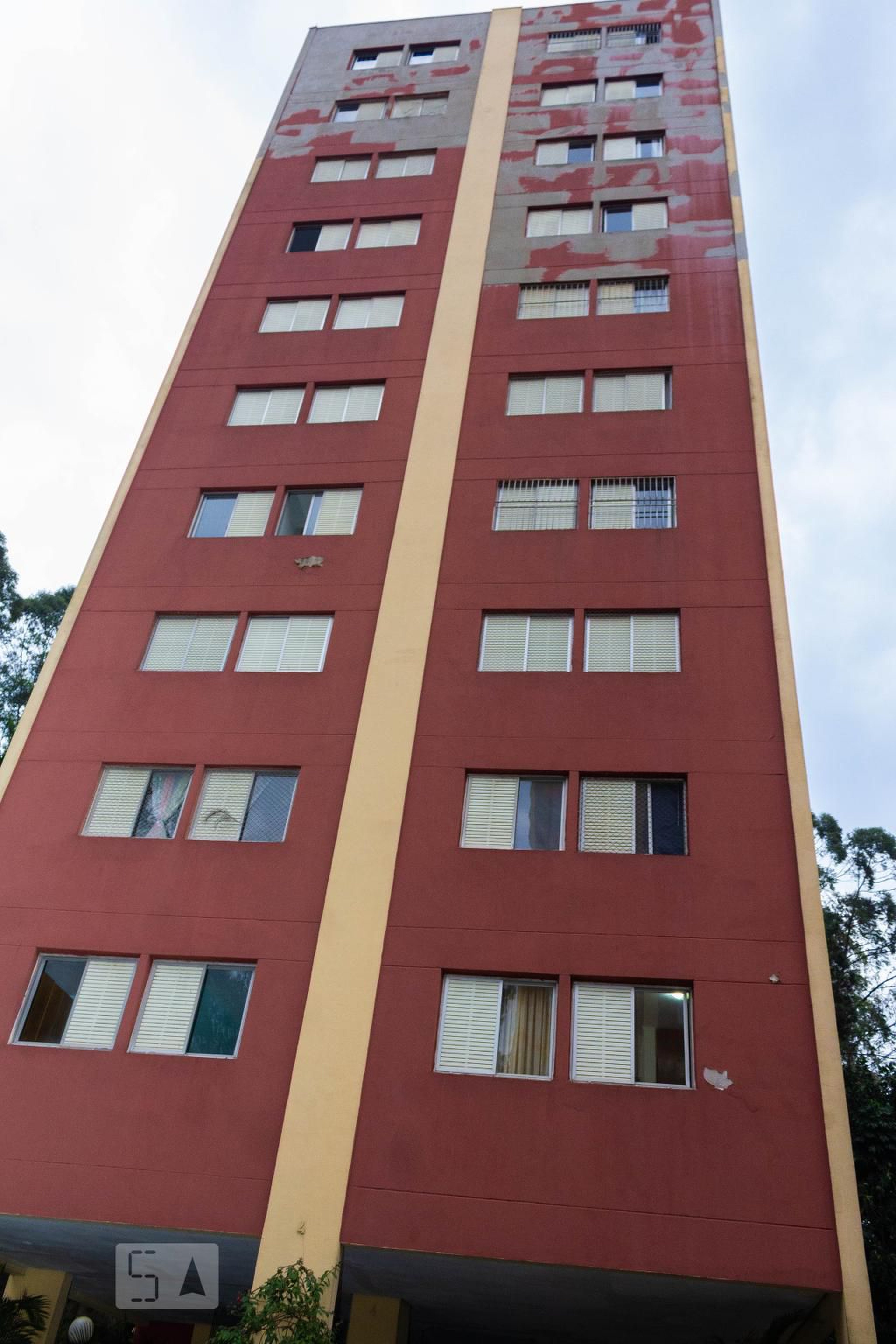 Prédio Condomínio Parque das Flores