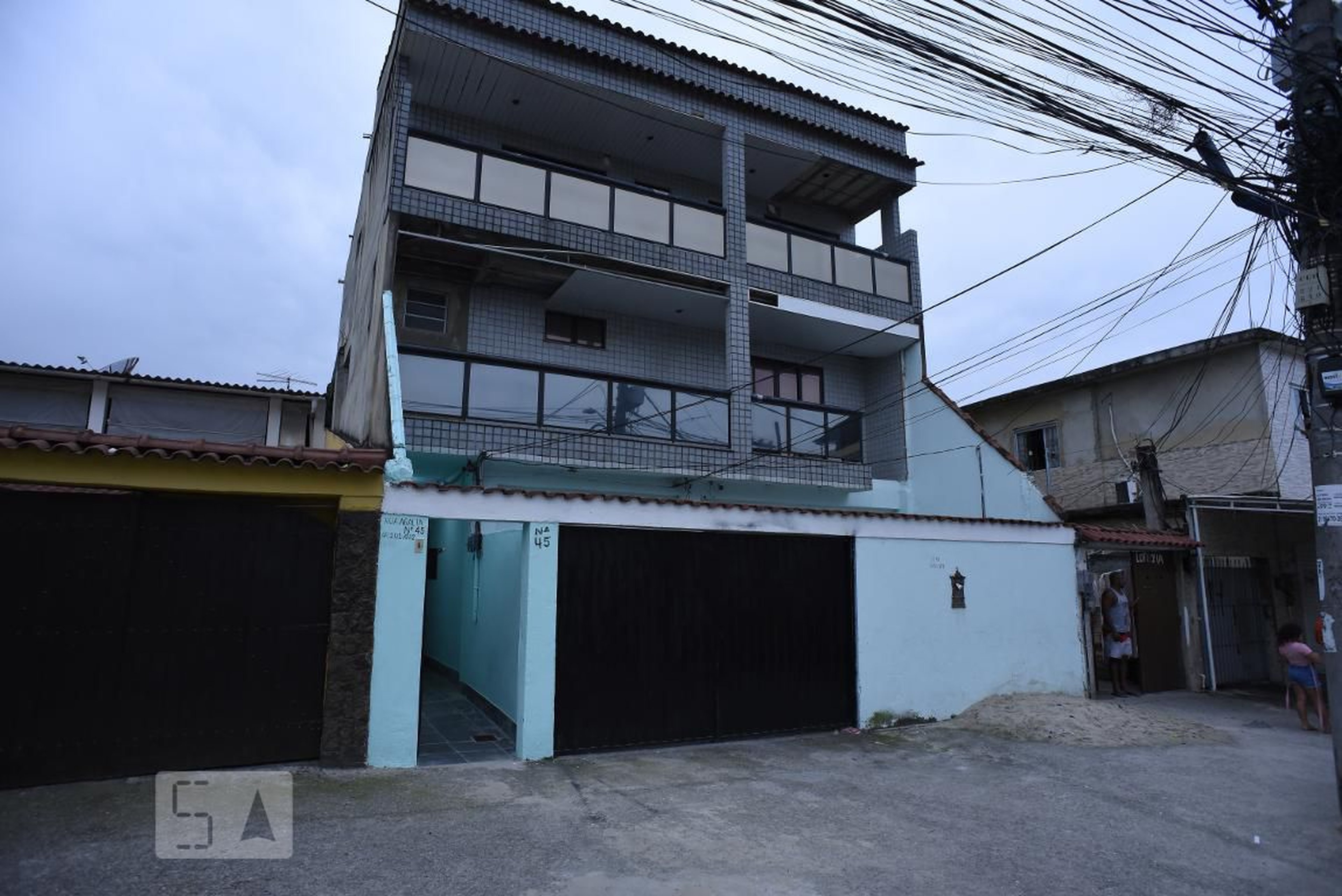 Fachada Condomínio em Rua Arália, 45