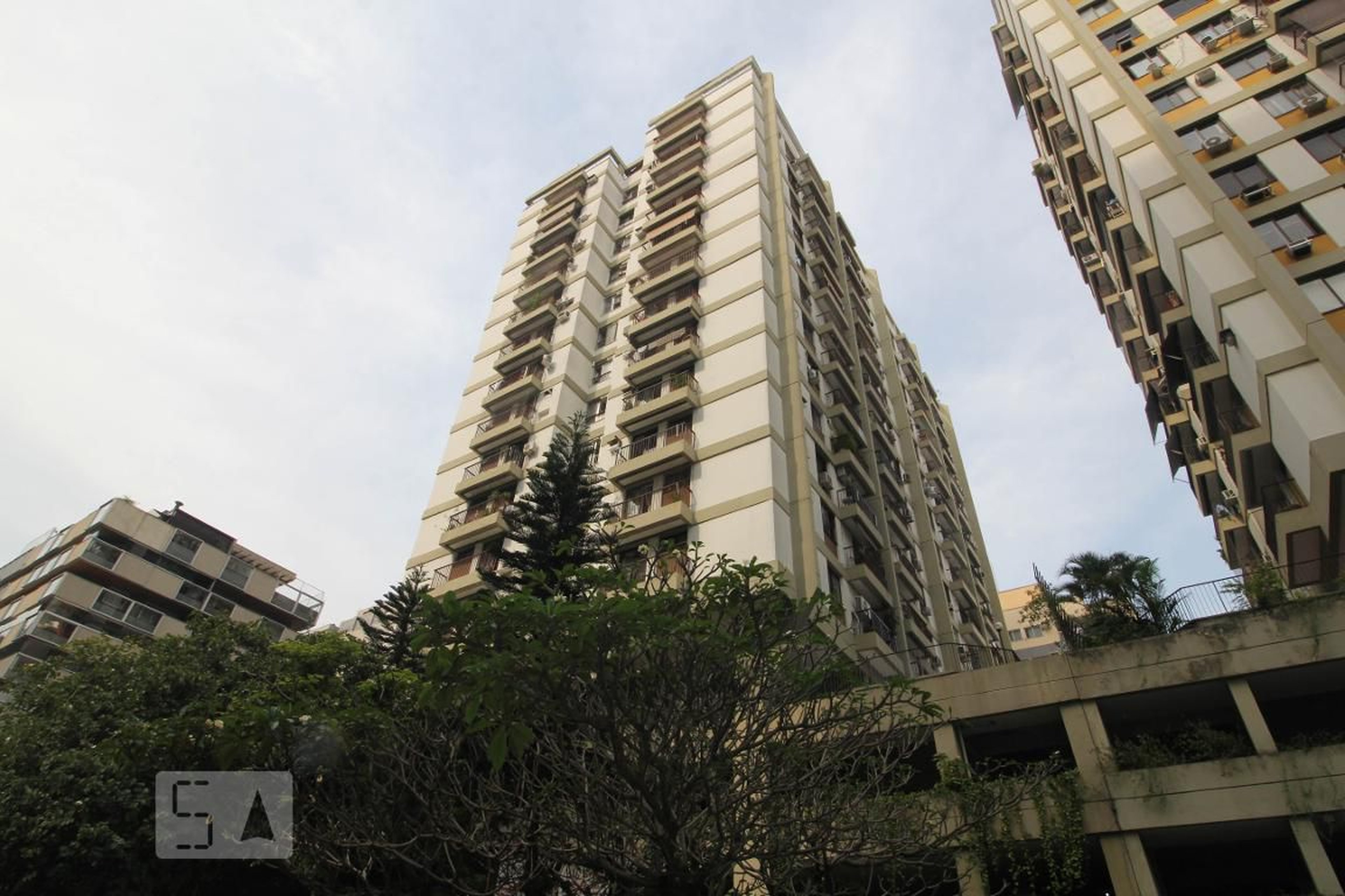 Fachada do Condomínio Edificio Barbacena