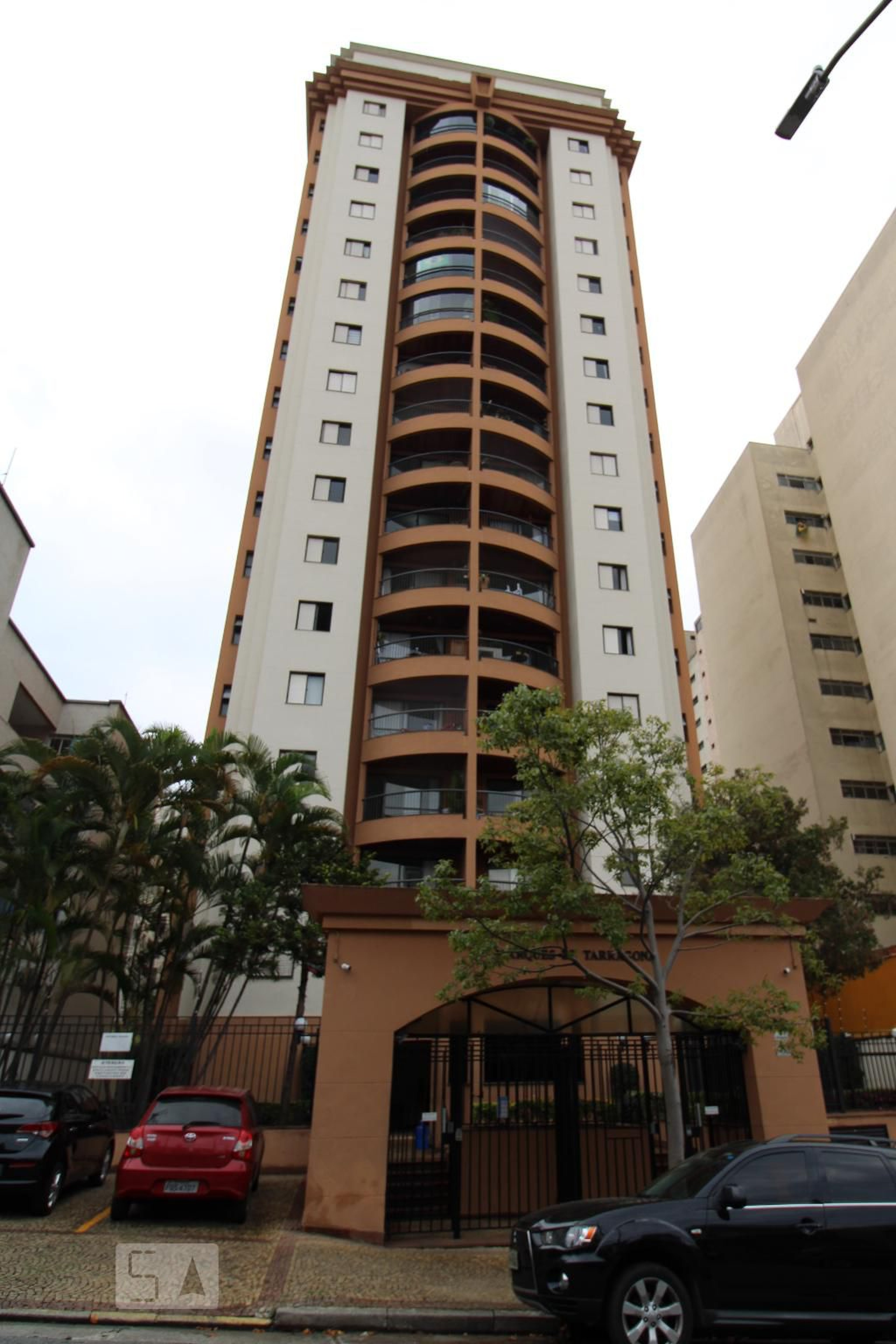 Fachada do prédio Condomínio Con Edif Marques Tarragona