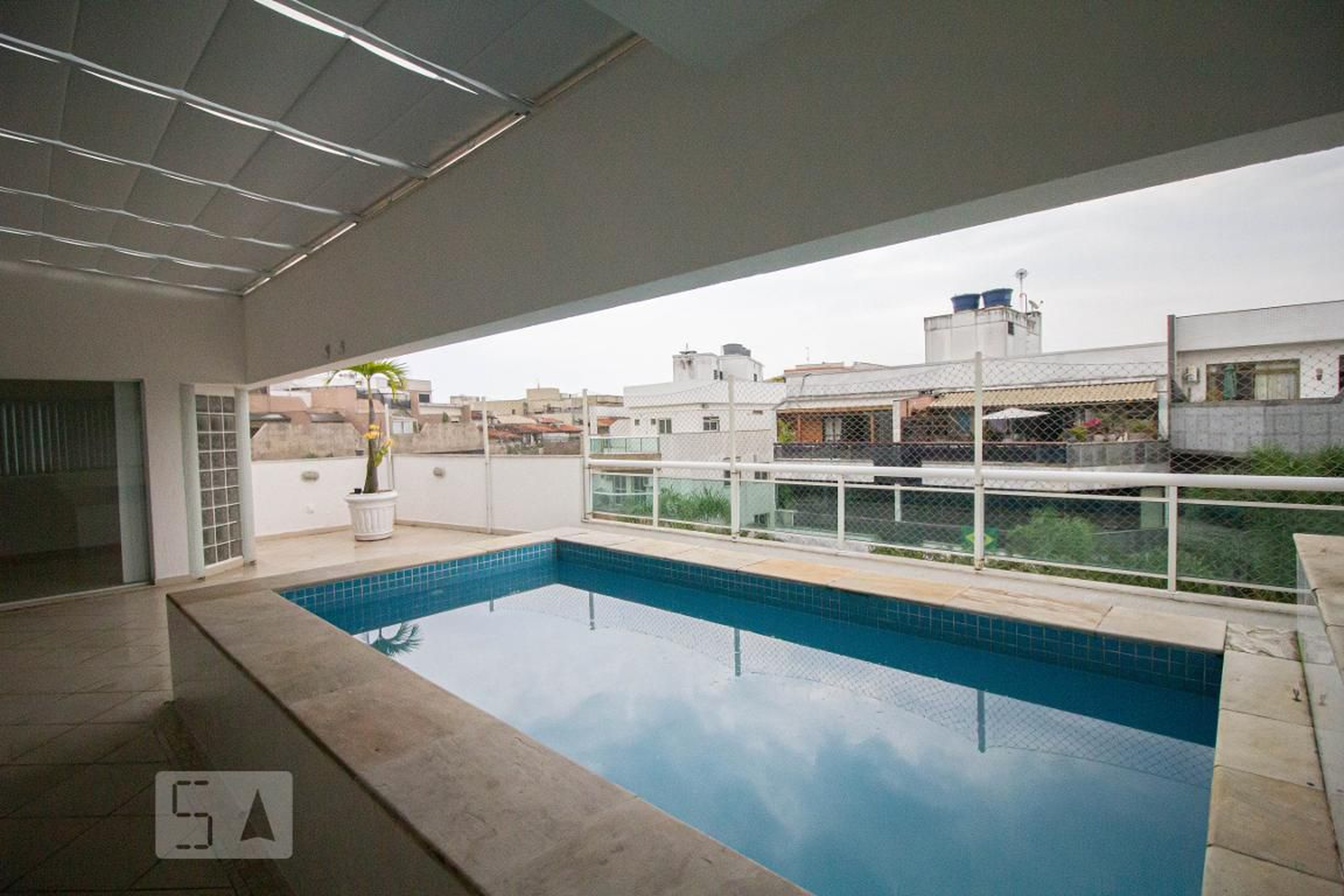 Piscina Coberta - Drault Ernnay