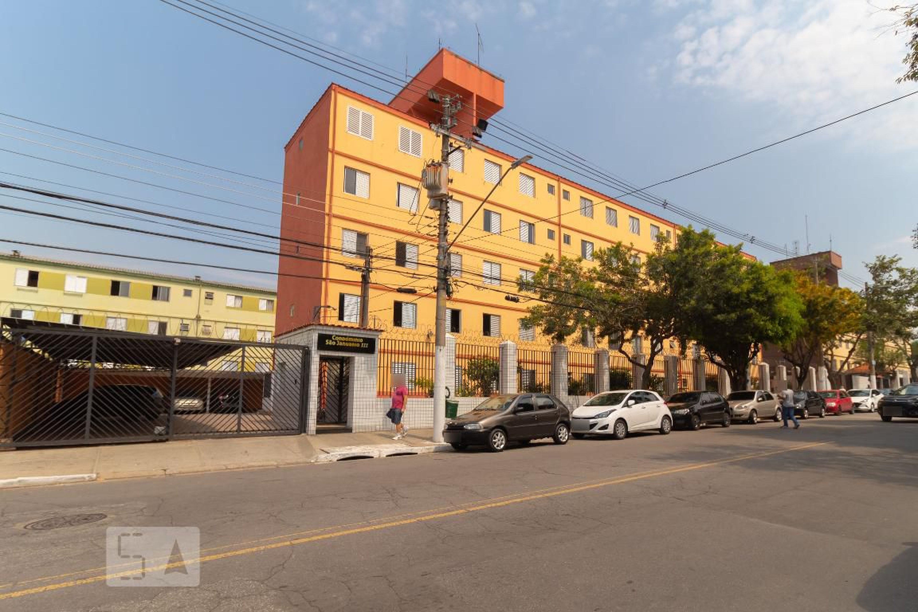 Fachada Condomínio em Avenida Padre Francisco de Toledo, 541
