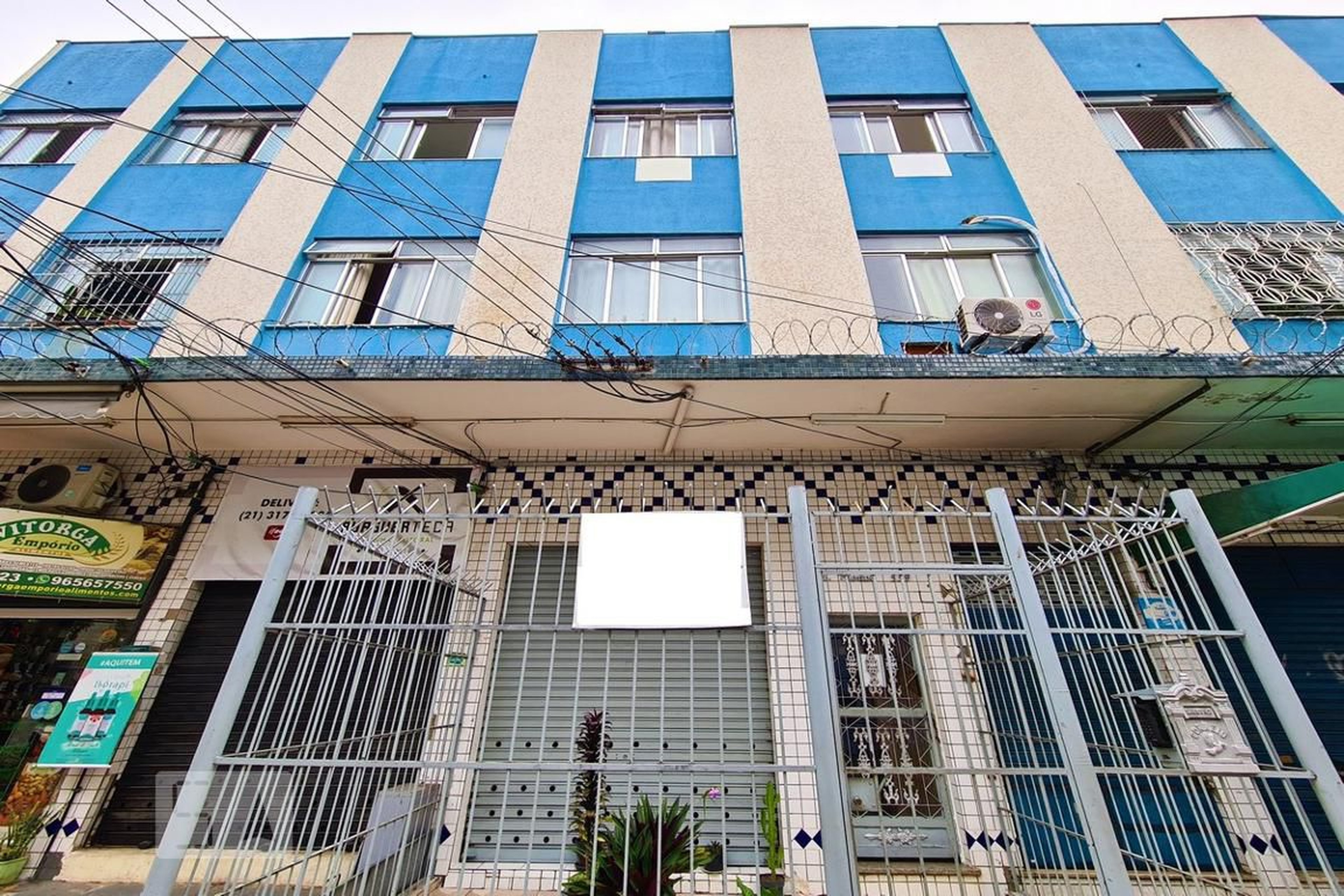 Fachada Condomínio em Rua Padre Ildefonso Penalba, 540