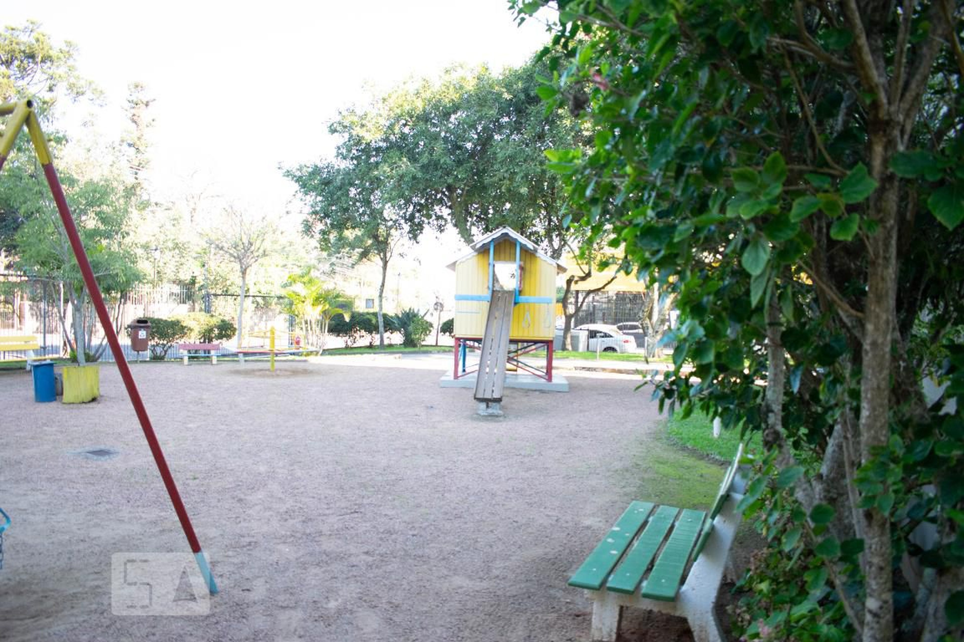 Playground Condomínio em Avenida Otto Niemeyer, 745