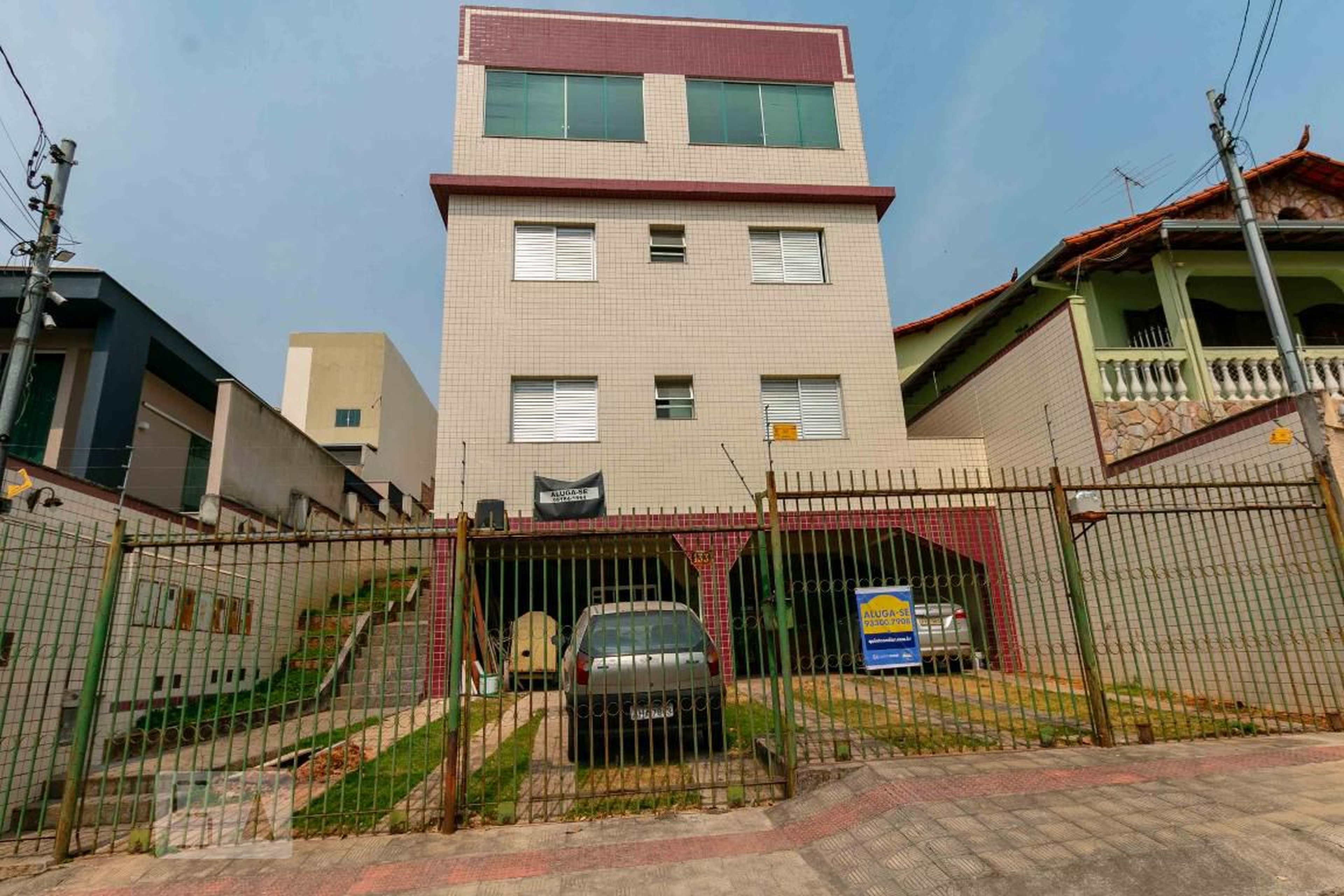 Fachada Condomínio em Rua Maria Manoela Braz, 133