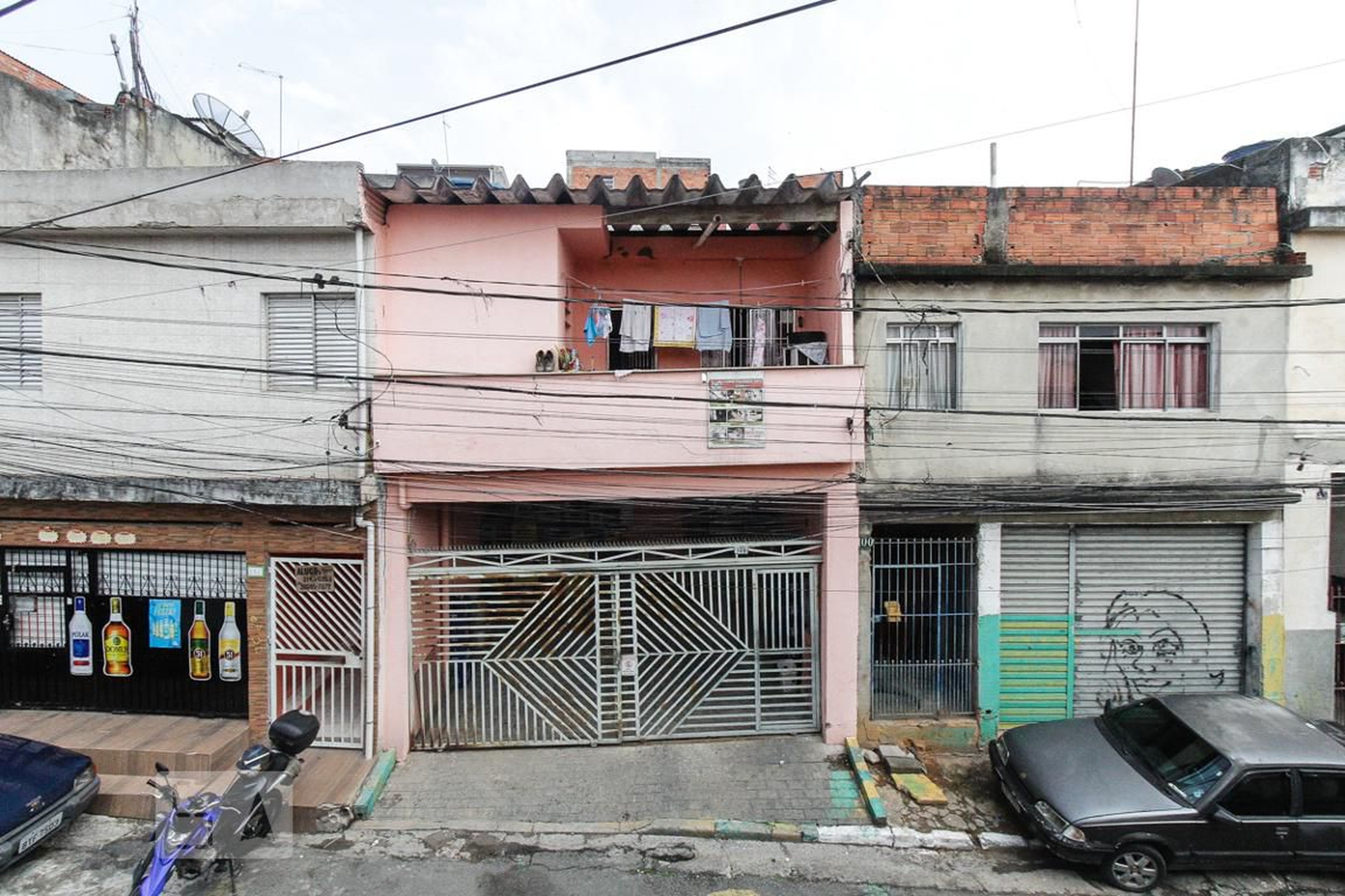 Fachada Condomínio em Rua Gastão Fausto, 107