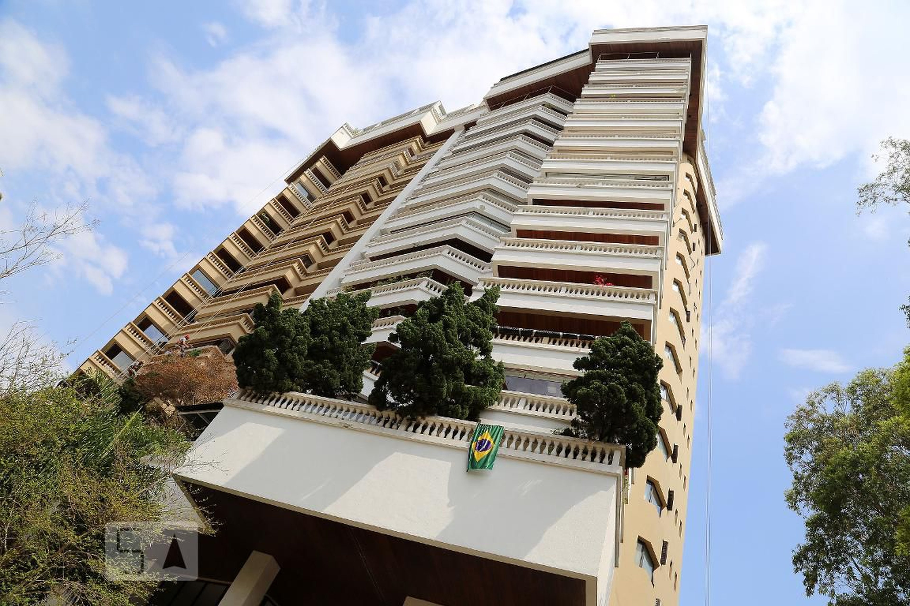 Fachada Condomínio ômino Vila Borguese