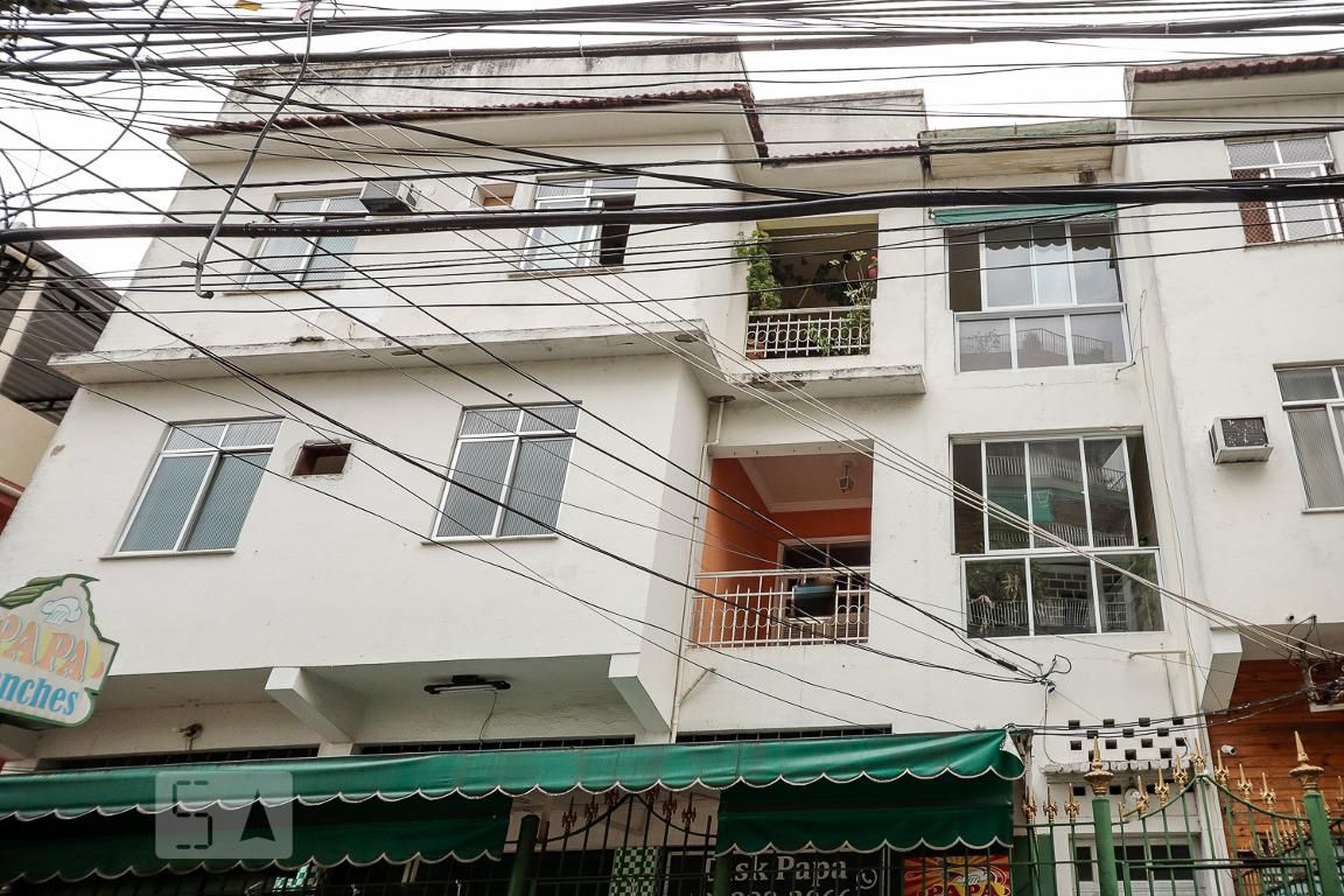 Fachada Condomínio Anibal de Almeida