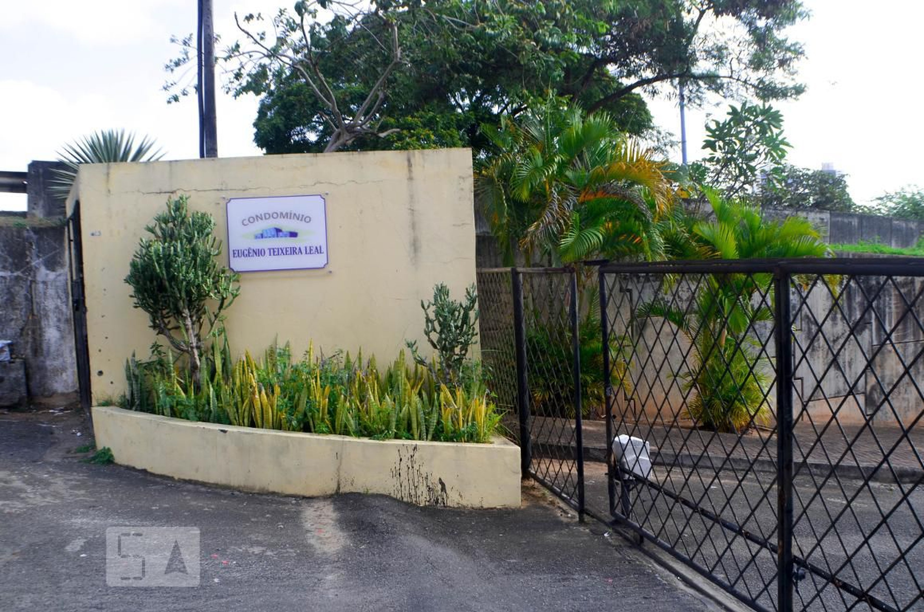 Fachada do Condomínio Condomínio Eugênio Teixeira Leal