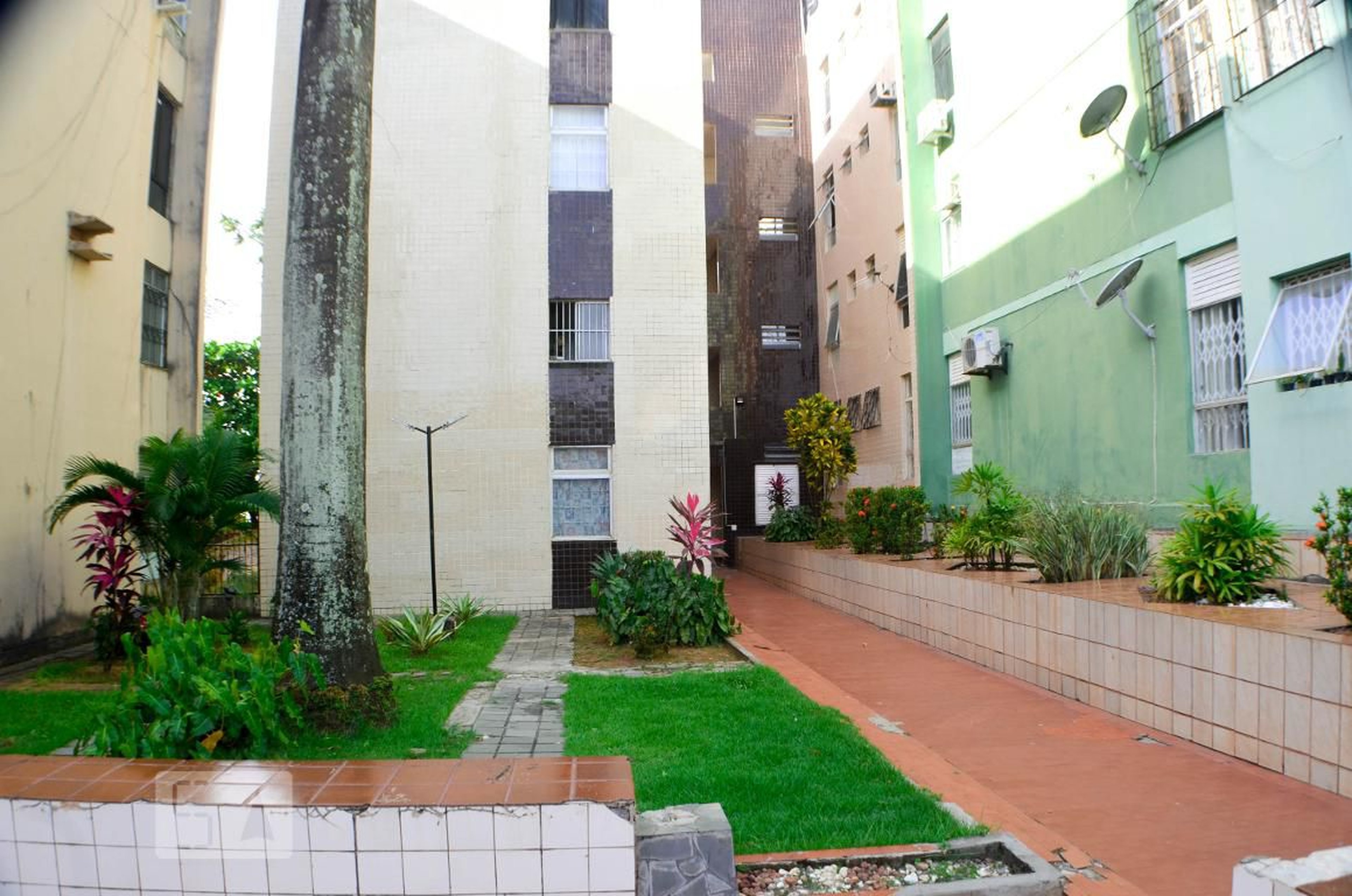 Área comum - Eugênio Teixeira Leal