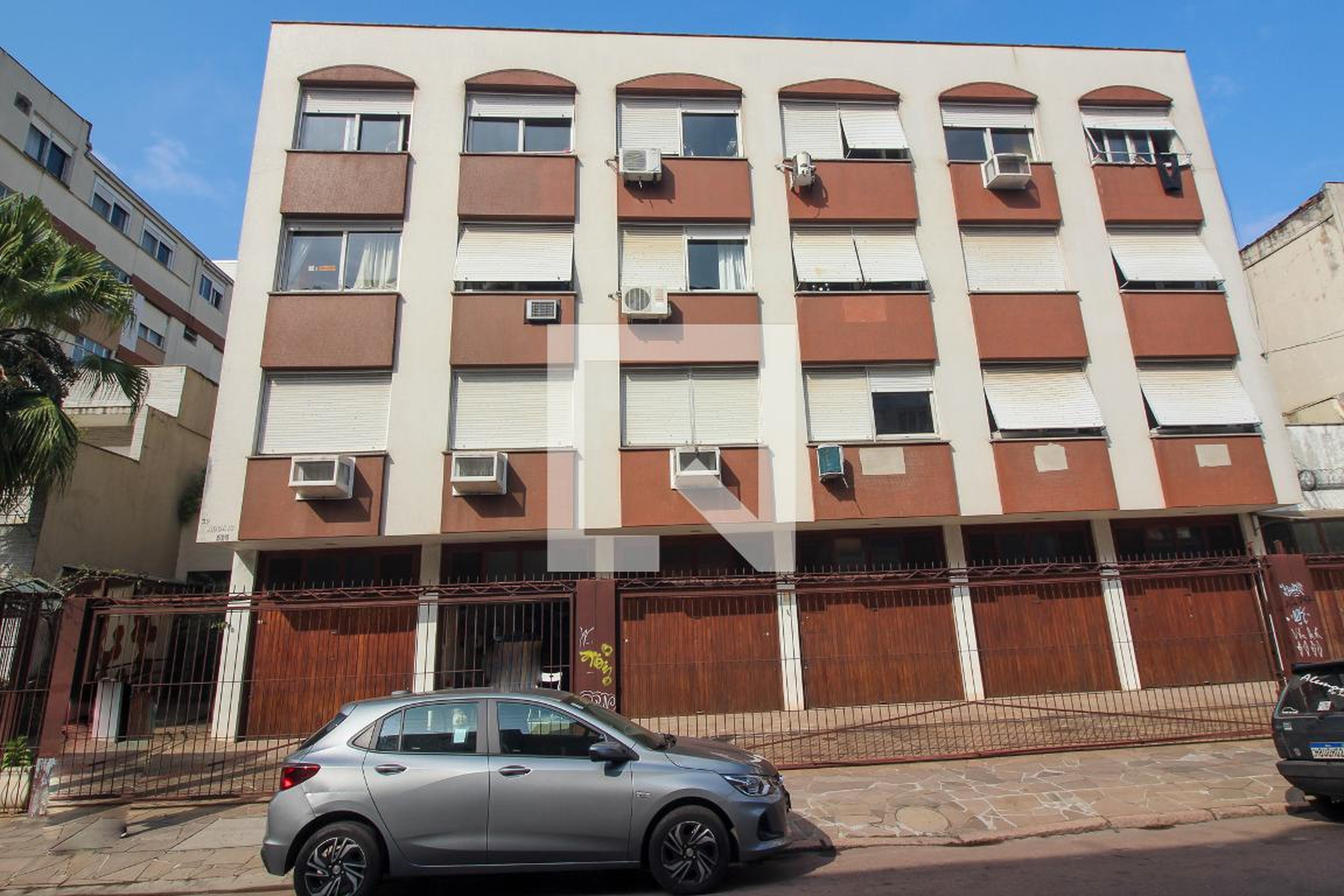 Fachada do Prédio Edifício Adonis