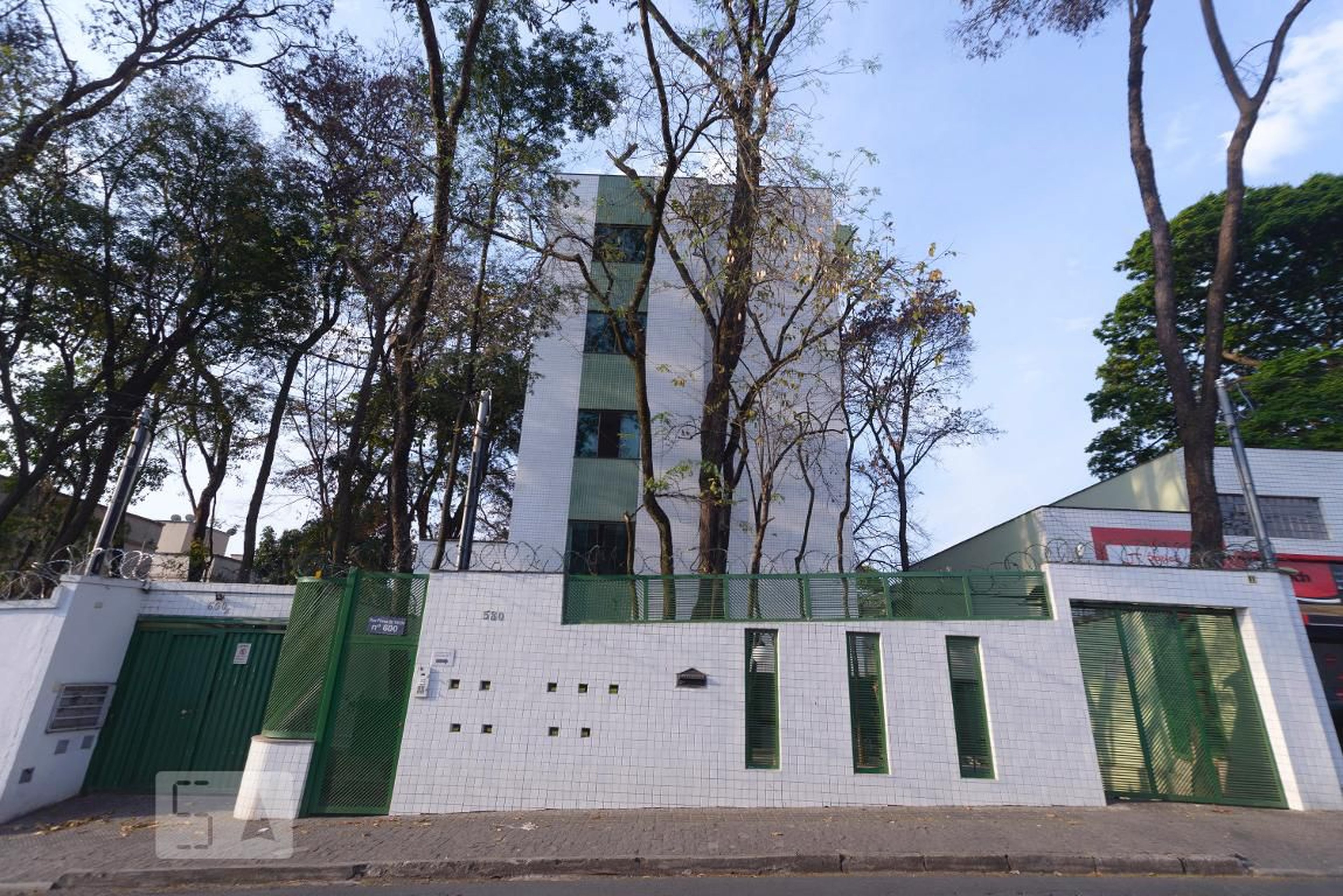 Fachada Condomínio em Rua Póvoa de Varzim, 600