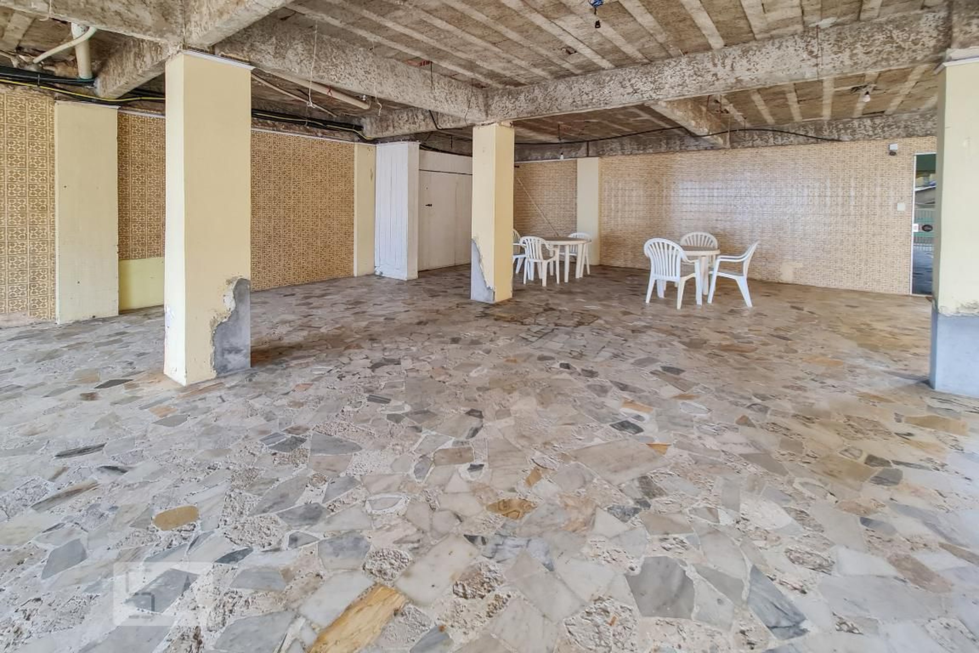 Área Comum - Playground - Edficio Jardim dos Namorados