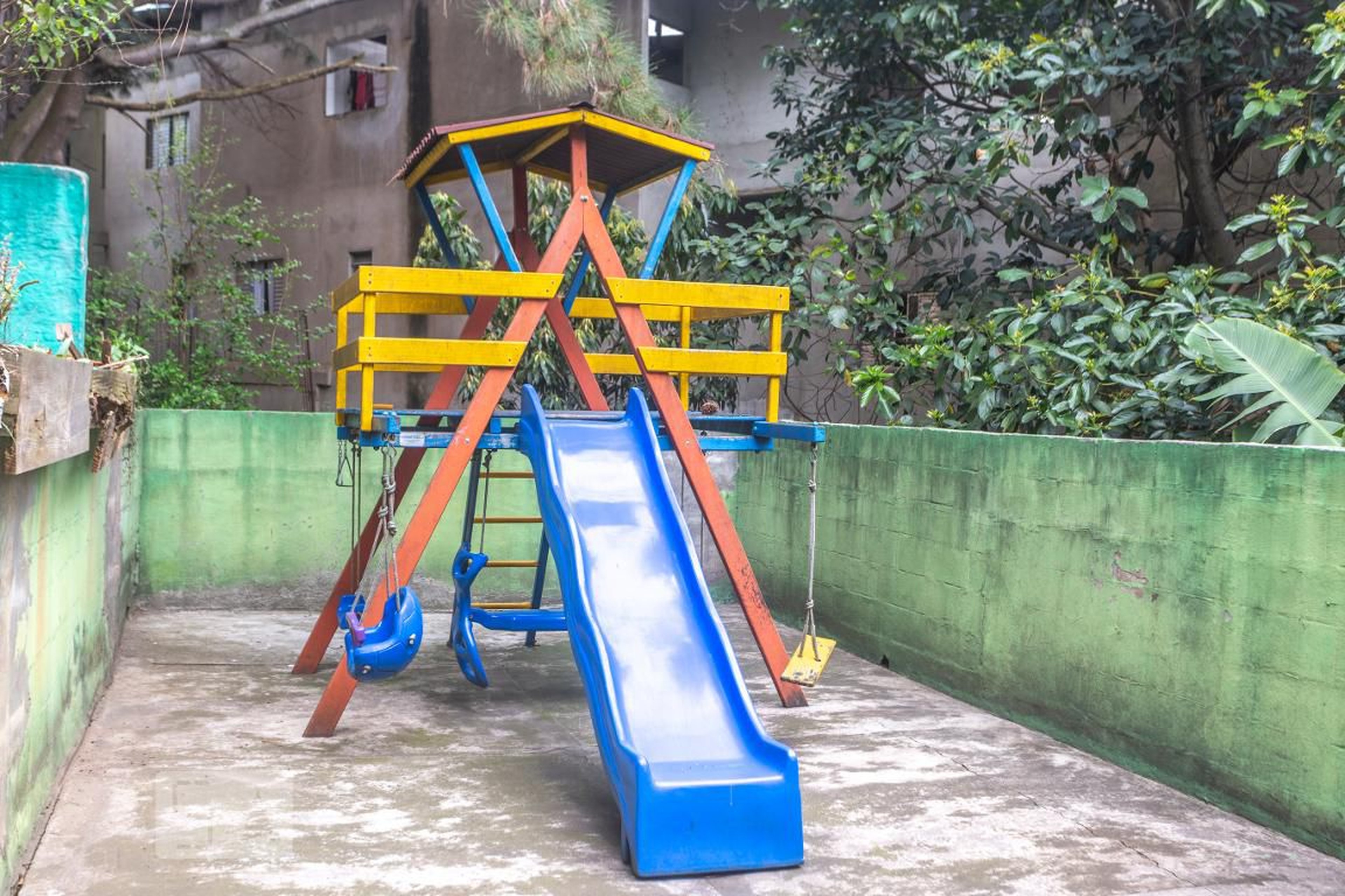 Playground - Edifício Flan Boian