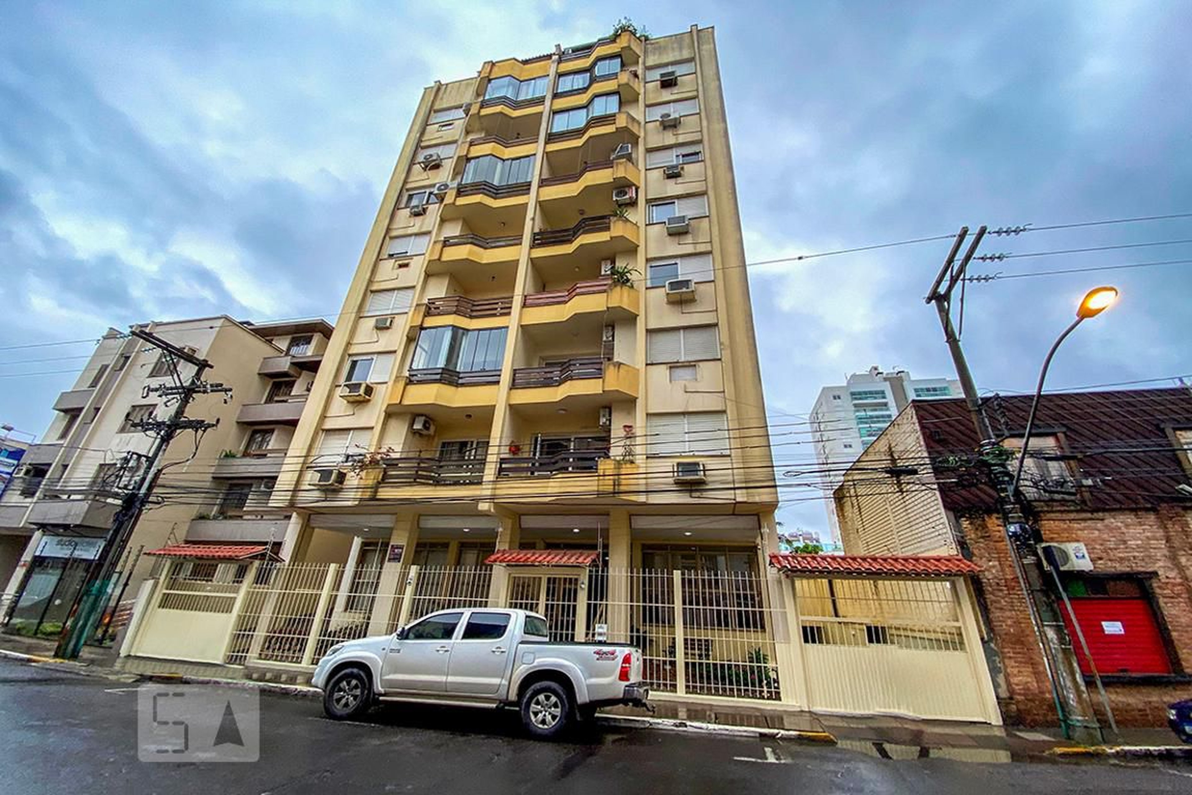 Fachada do Prédio Condomínio em Rua Marquês do Herval, 238