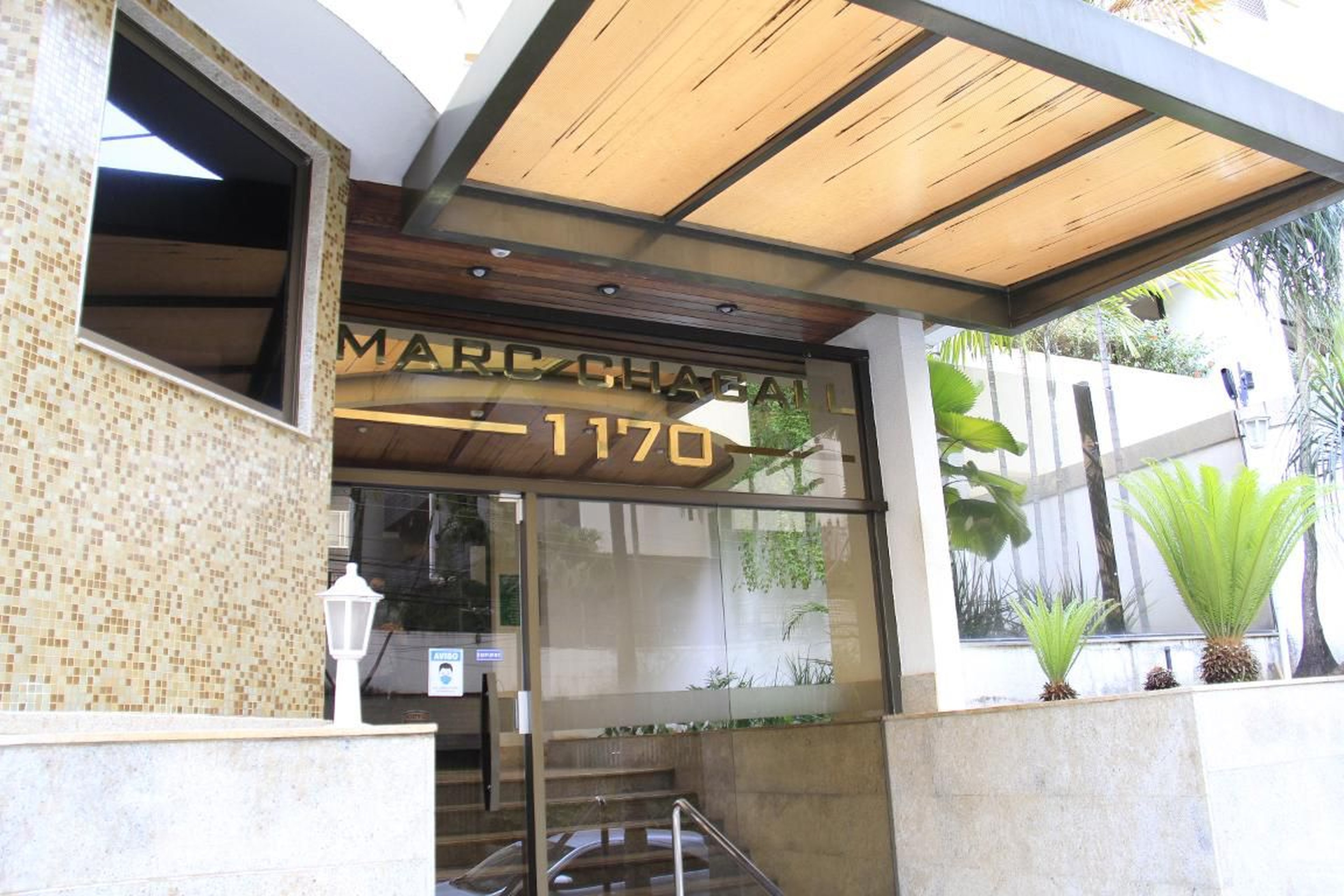 Fachada Condomínio Marc Chahall